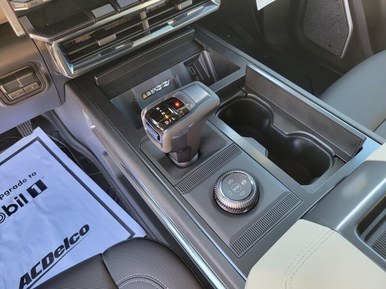 2026 GMC HUMMER EV Pickup e4WD Crew Cab 2X w/3VL