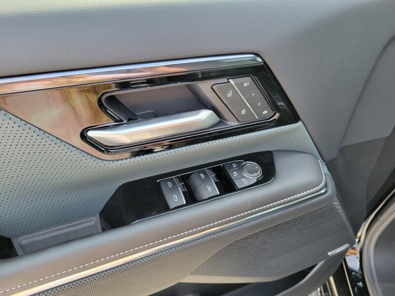 2026 GMC Sierra EV e4WD Crew Cab Extended Range AT4