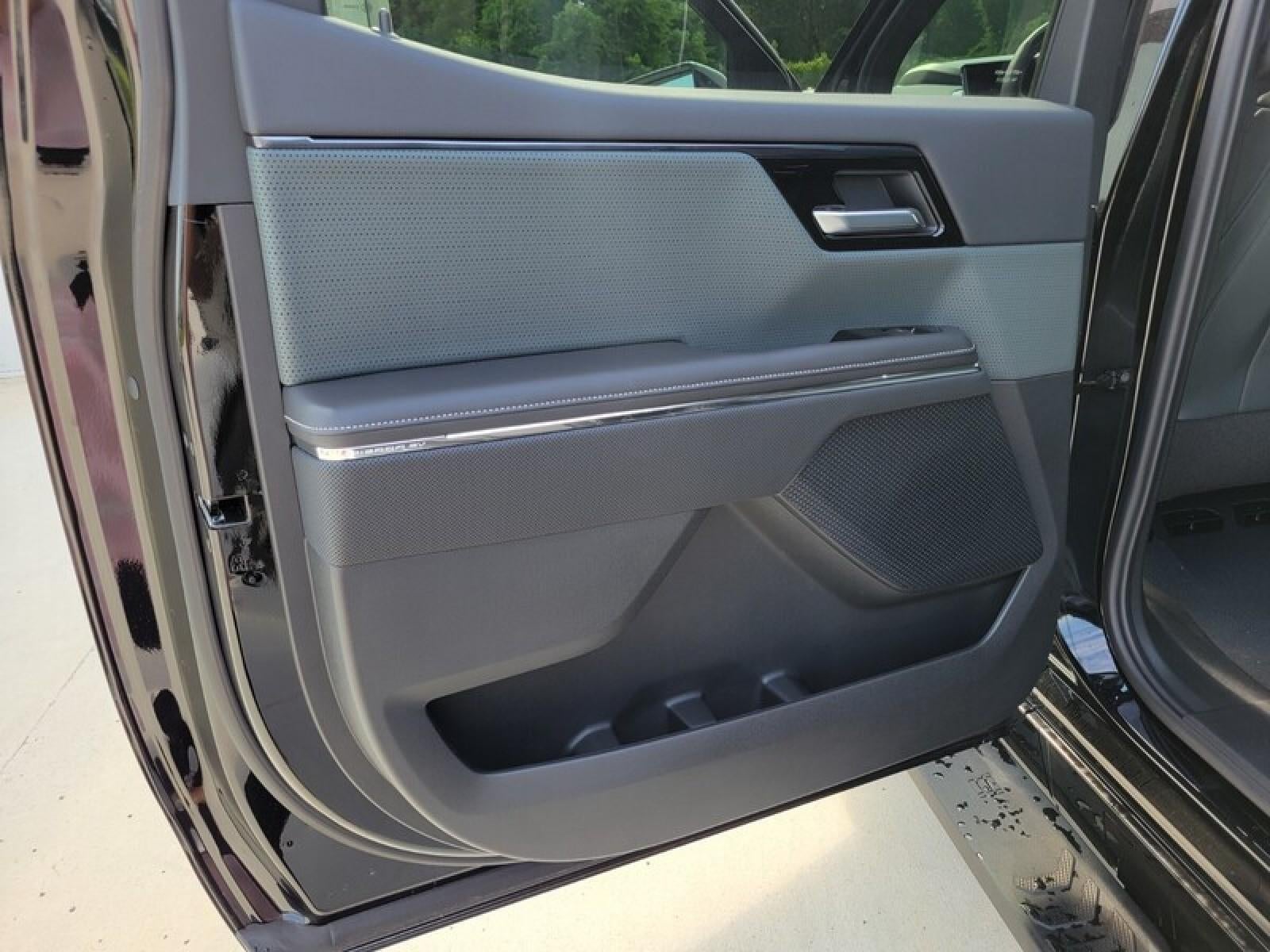 2026 GMC Sierra EV e4WD Crew Cab Extended Range AT4