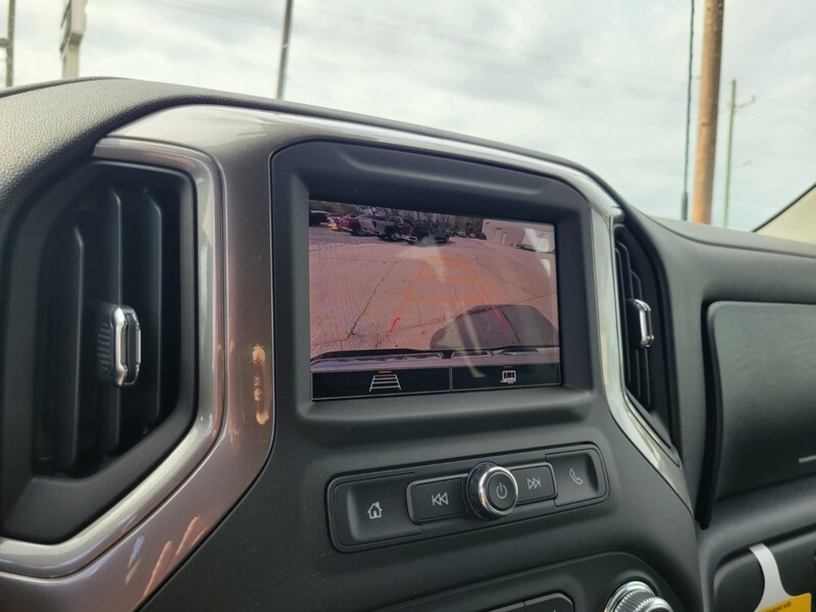 2026 GMC Sierra 2500 HD Crew Cab Standard Box 4-Wheel Drive Pro