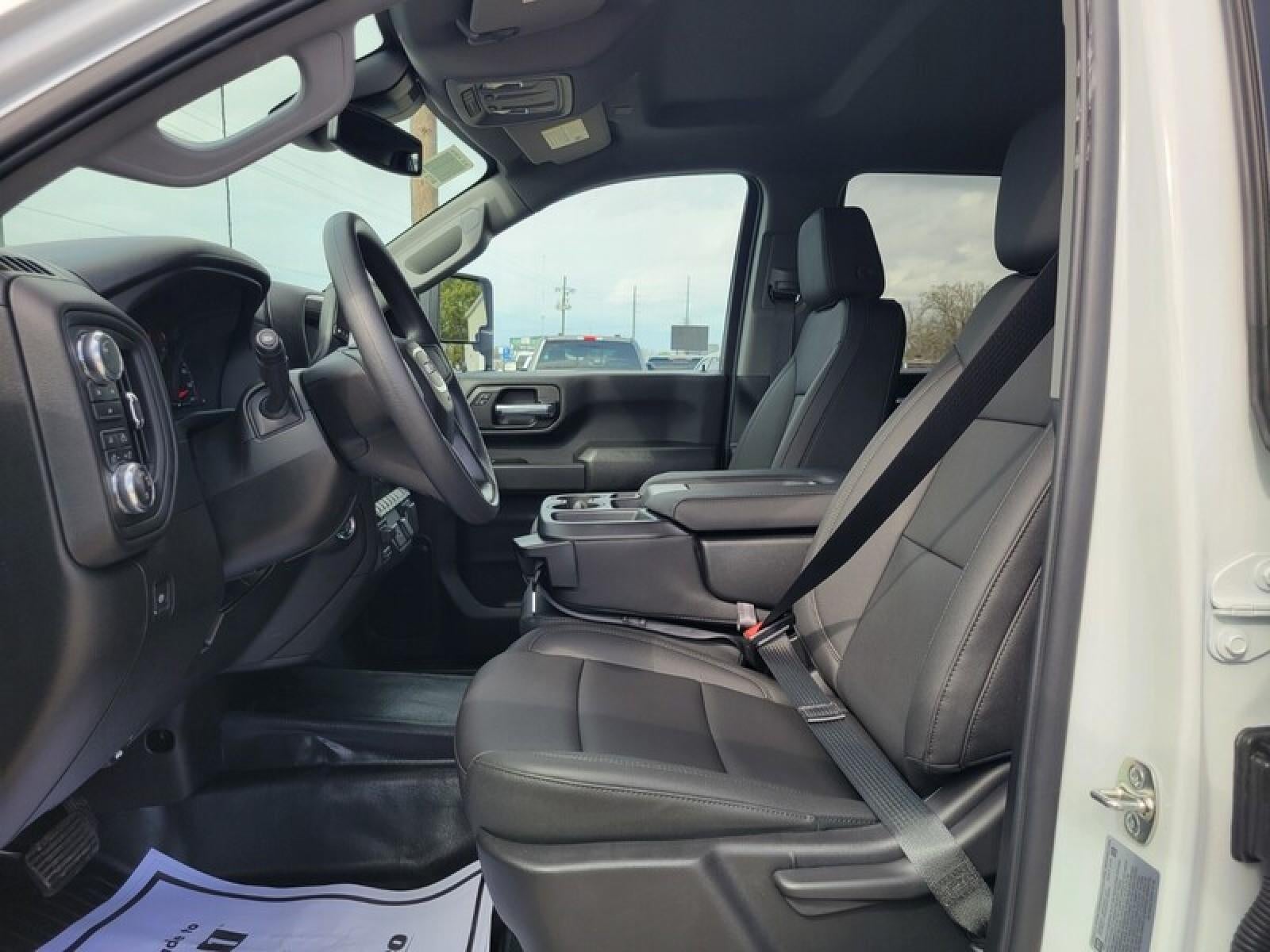 2026 GMC Sierra 2500 HD Crew Cab Standard Box 4-Wheel Drive Pro