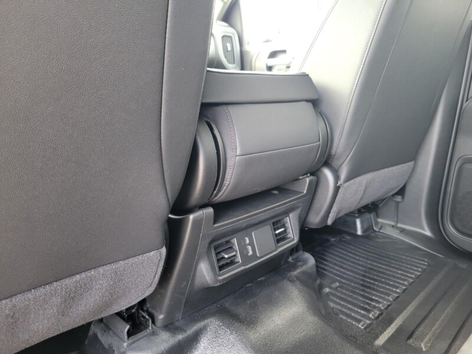 2026 GMC Sierra 2500 HD Crew Cab Standard Box 4-Wheel Drive Pro