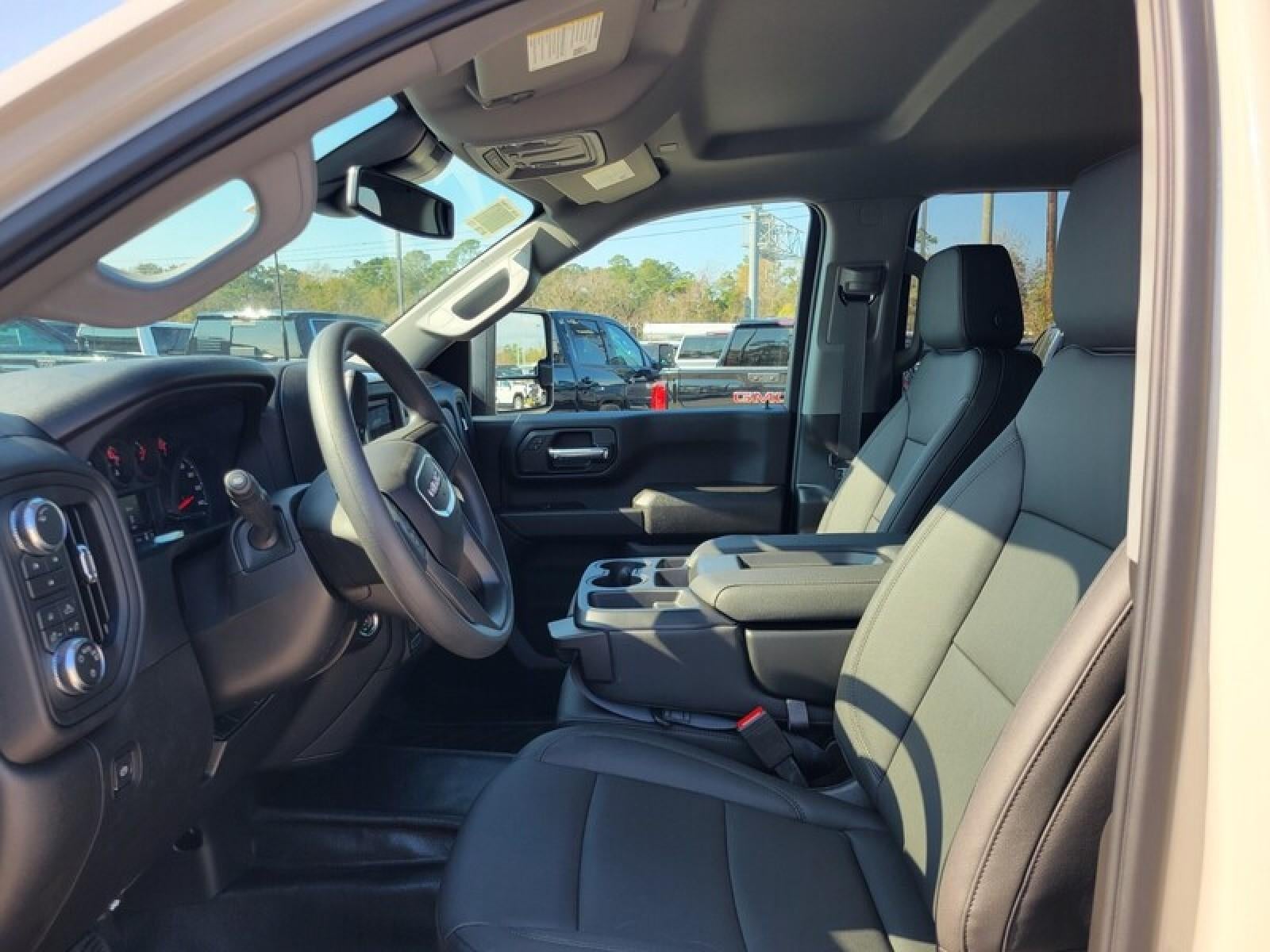 2026 GMC Sierra 2500 HD Crew Cab Standard Box 4-Wheel Drive Pro