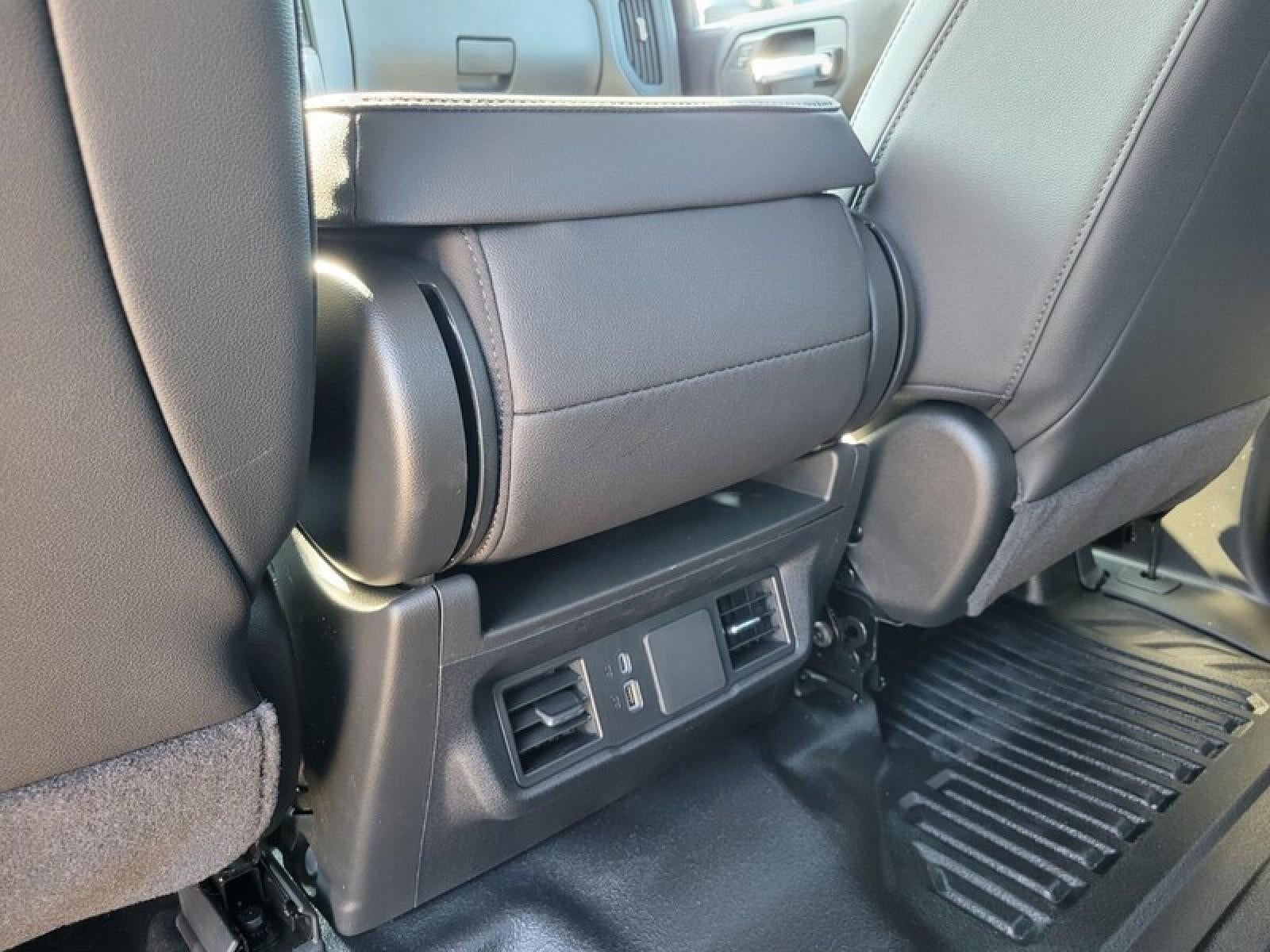 2026 GMC Sierra 2500 HD Crew Cab Standard Box 4-Wheel Drive Pro