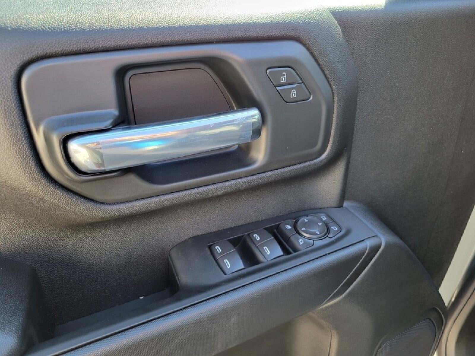 2026 GMC Sierra 2500 HD Crew Cab Standard Box 4-Wheel Drive Pro