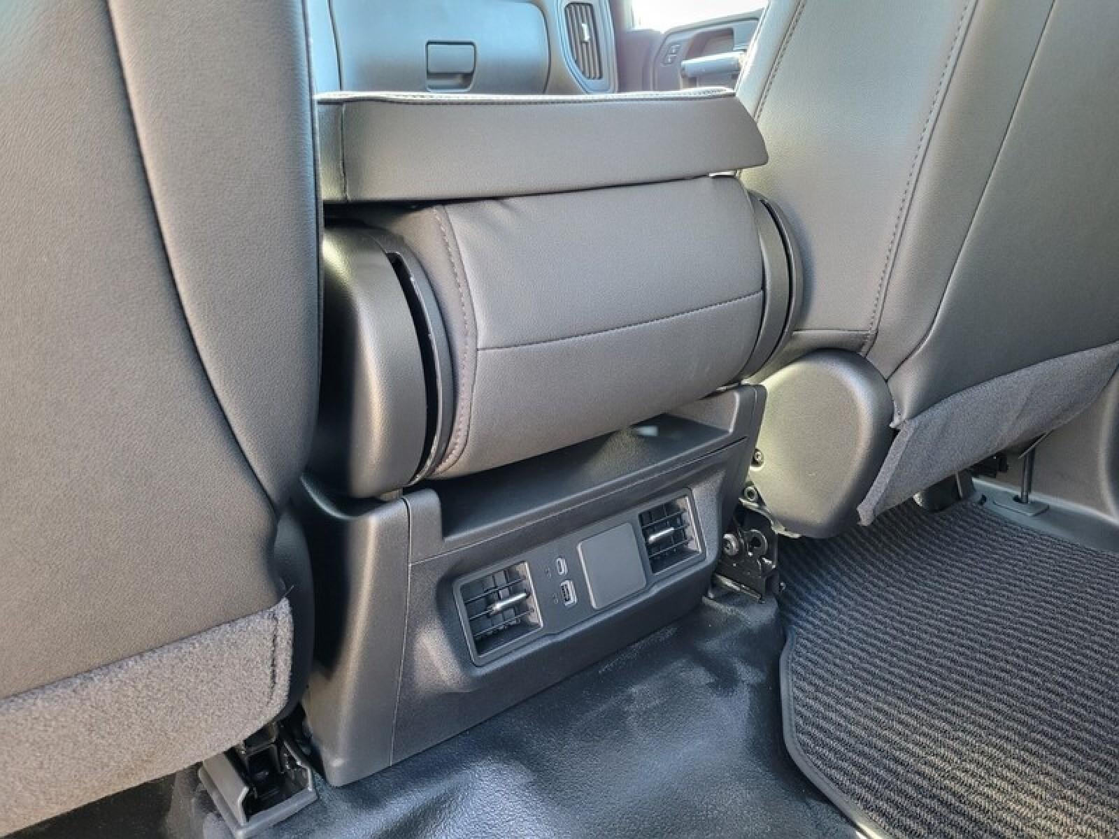 2026 GMC Sierra 2500 HD Crew Cab Standard Box 4-Wheel Drive Pro