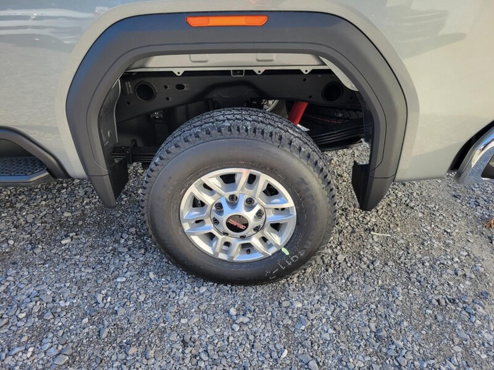 2026 GMC Sierra 2500 HD Crew Cab Standard Box 4-Wheel Drive Pro