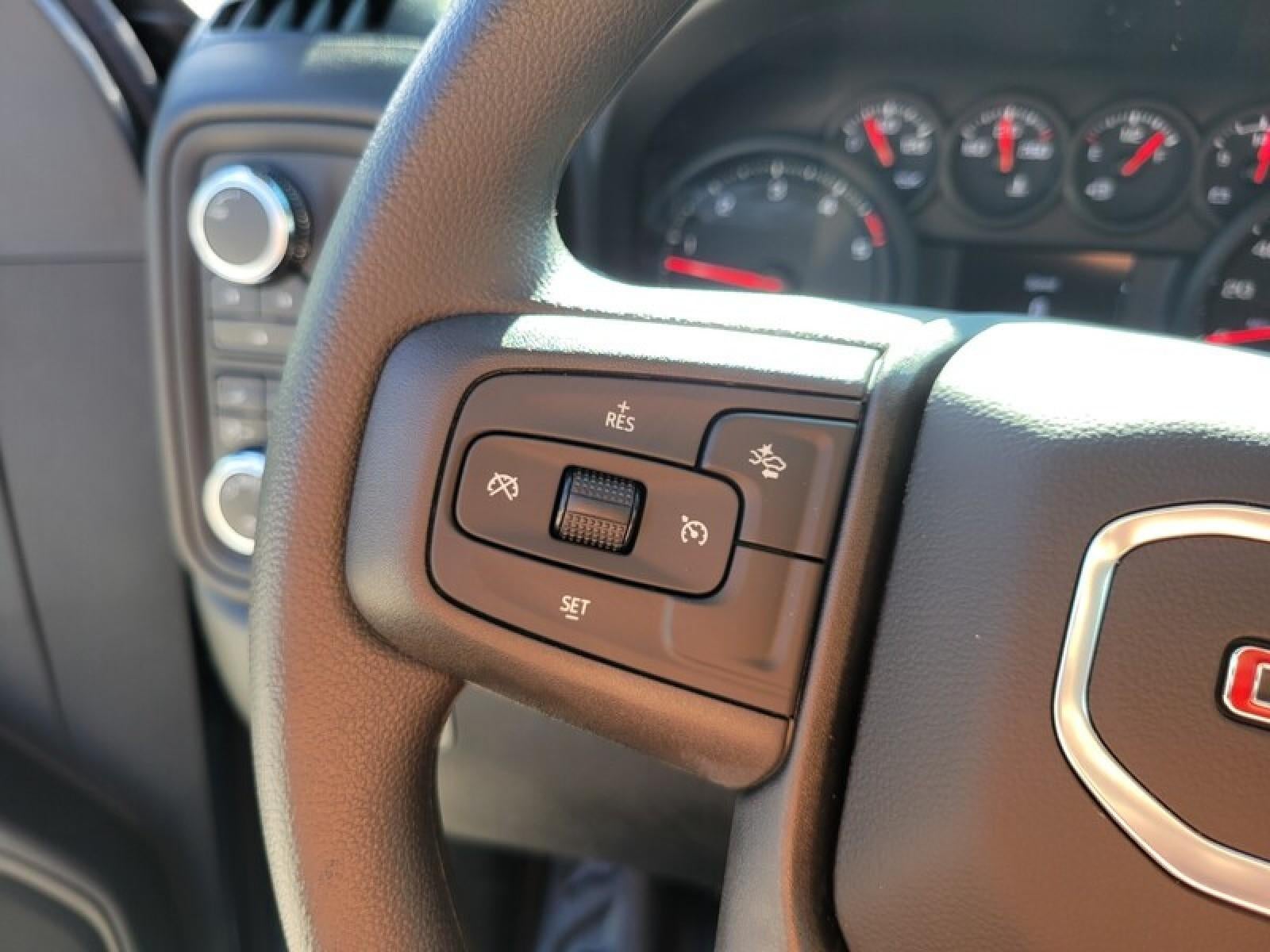 2026 GMC Sierra 2500 HD Crew Cab Standard Box 4-Wheel Drive Pro