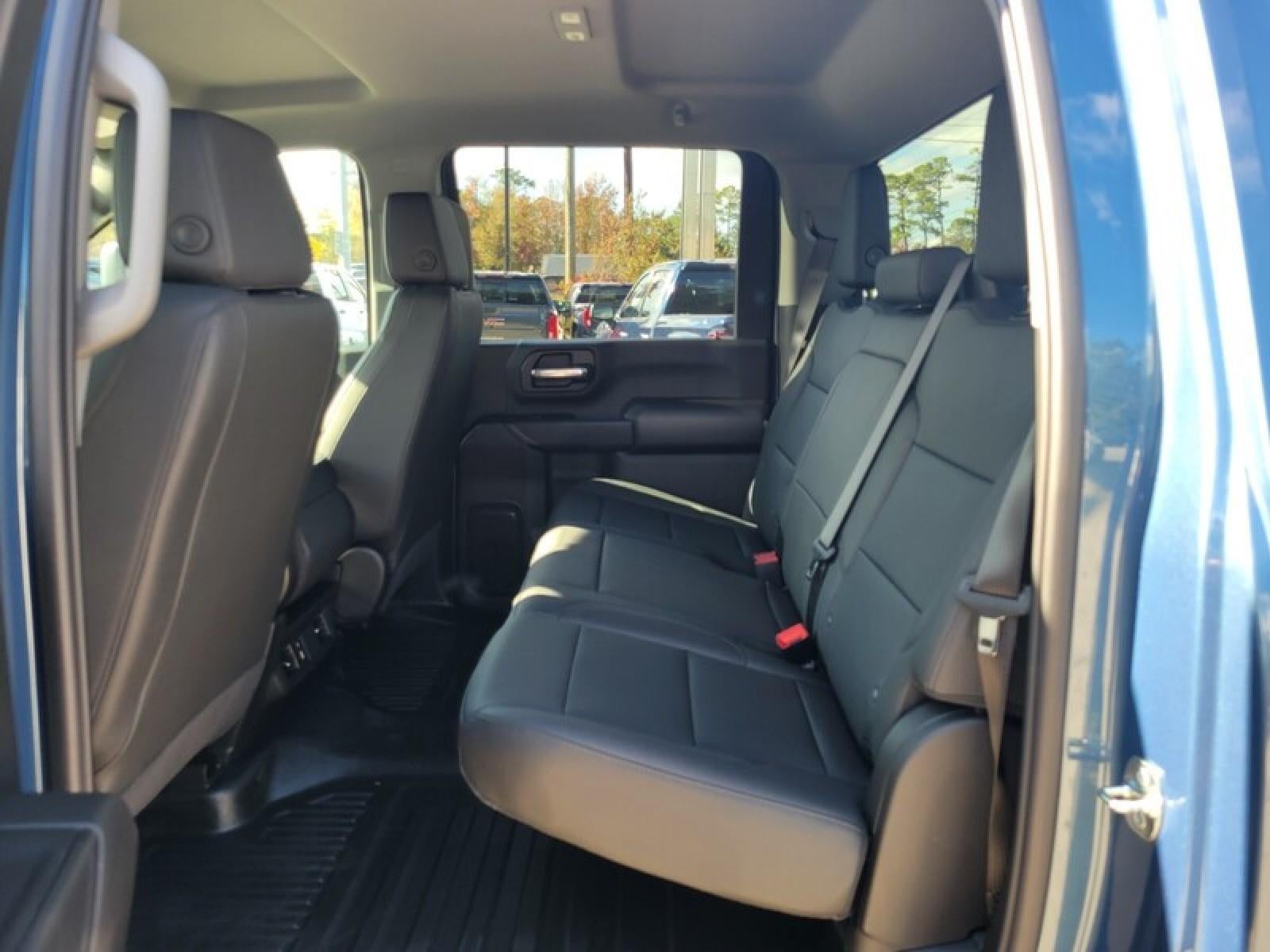 2026 GMC Sierra 2500 HD Crew Cab Standard Box 4-Wheel Drive Pro