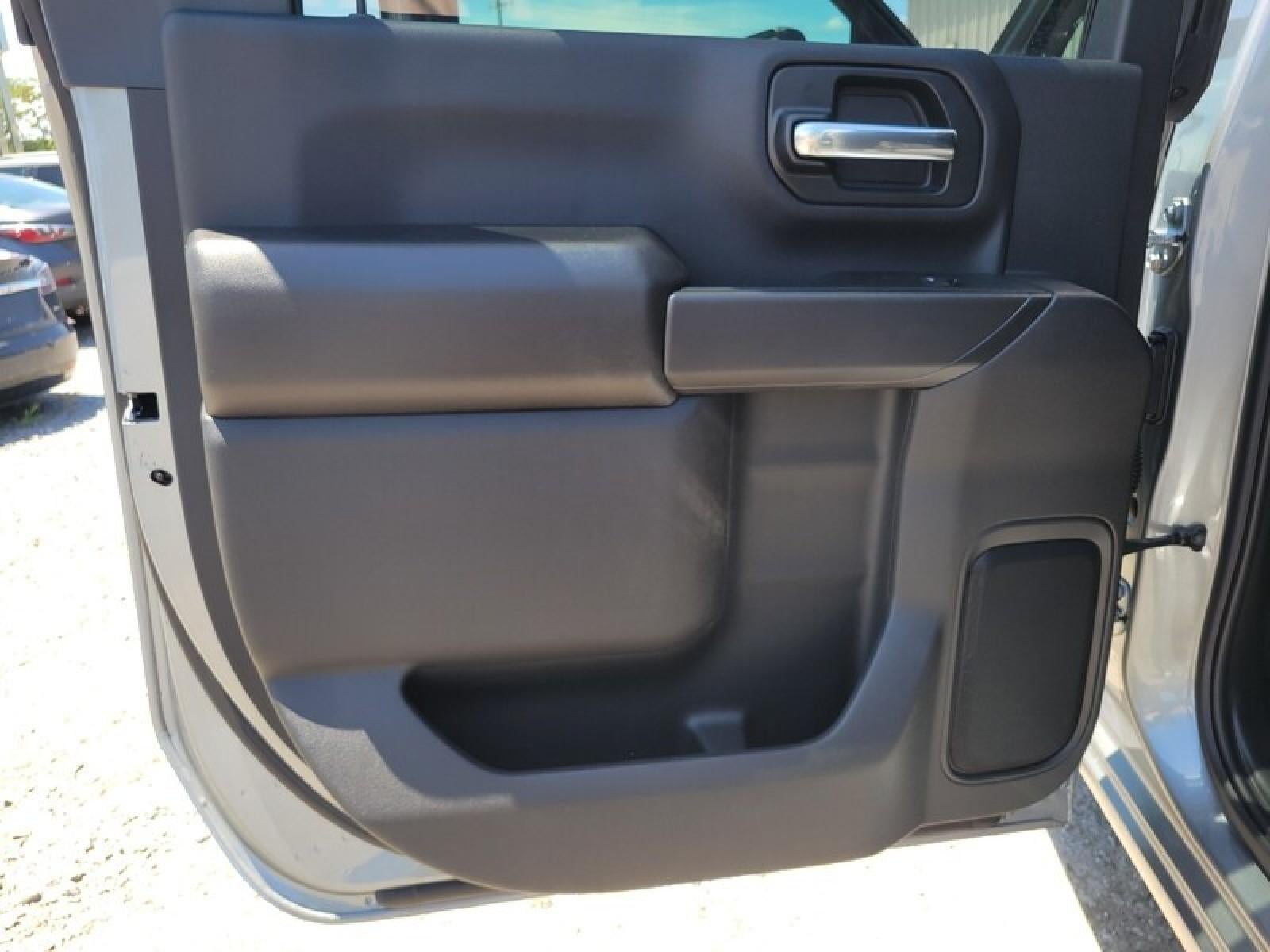 2026 GMC Sierra 2500 HD Crew Cab Standard Box 4-Wheel Drive Pro