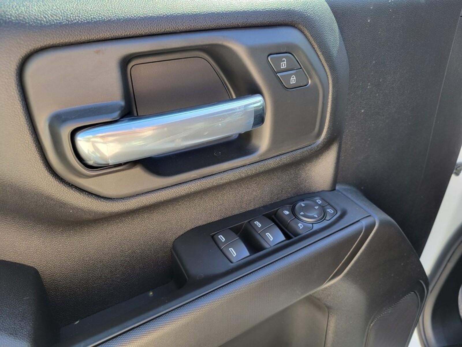 2026 GMC Sierra 2500 HD Crew Cab Standard Box 4-Wheel Drive Pro