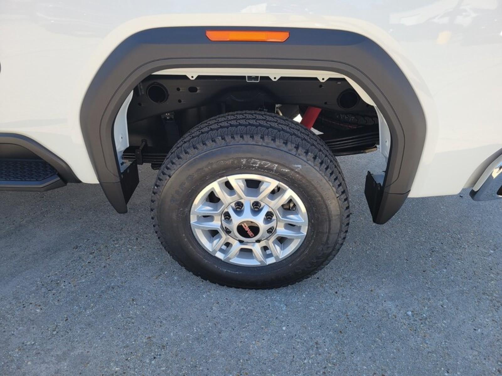 2026 GMC Sierra 2500 HD Crew Cab Standard Box 4-Wheel Drive Pro