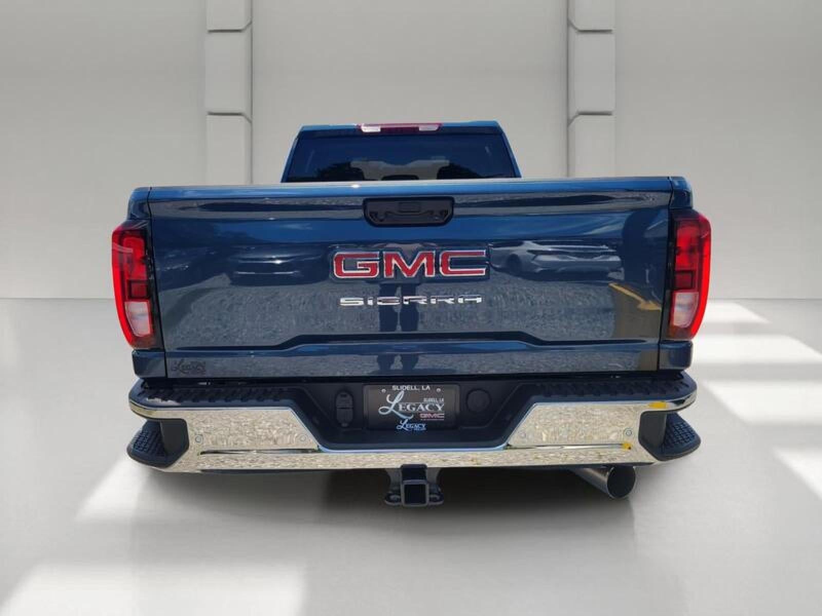 2026 GMC Sierra 2500 HD Crew Cab Standard Box 4-Wheel Drive Pro