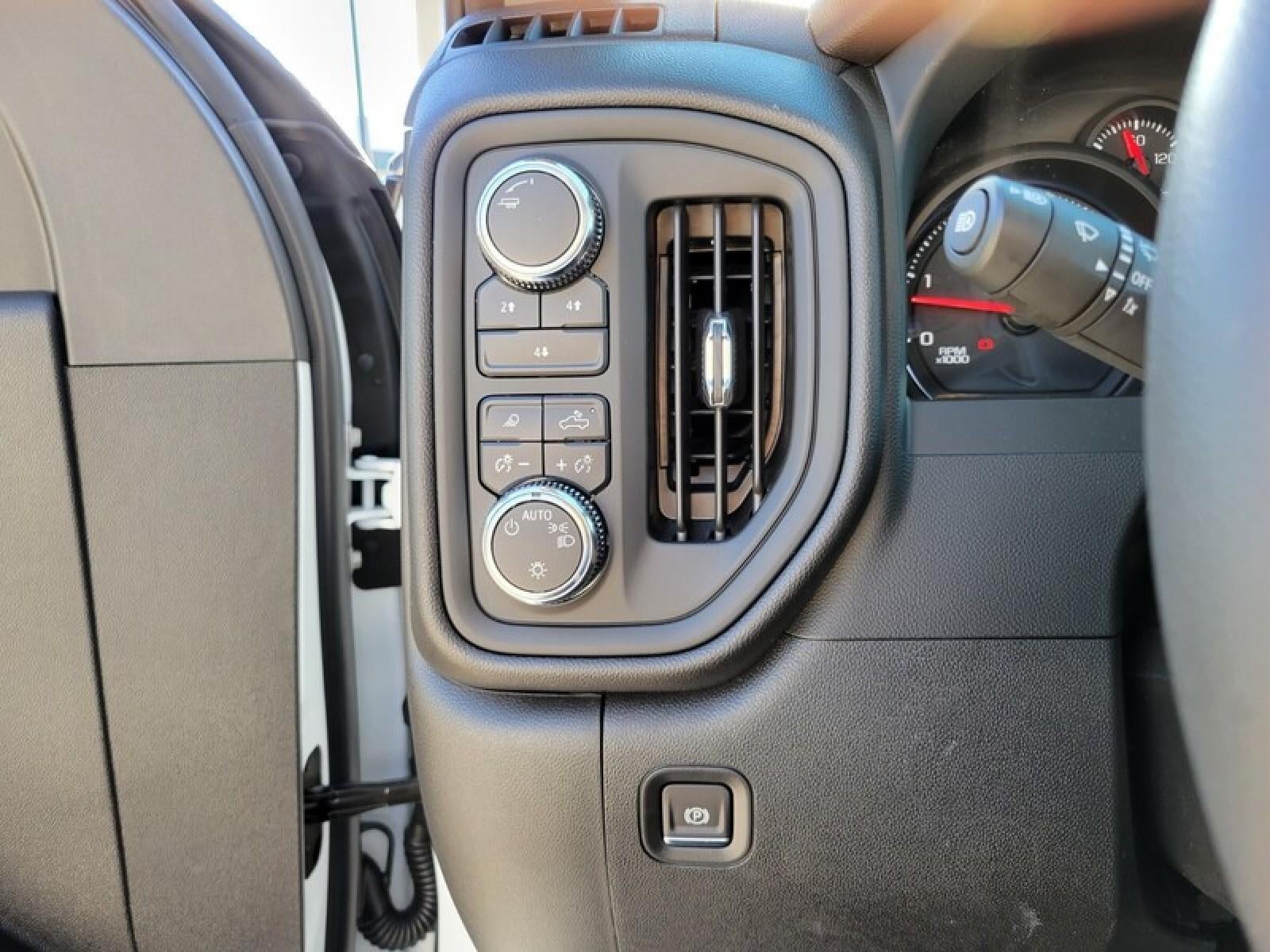 2026 GMC Sierra 2500 HD Crew Cab Standard Box 4-Wheel Drive Pro