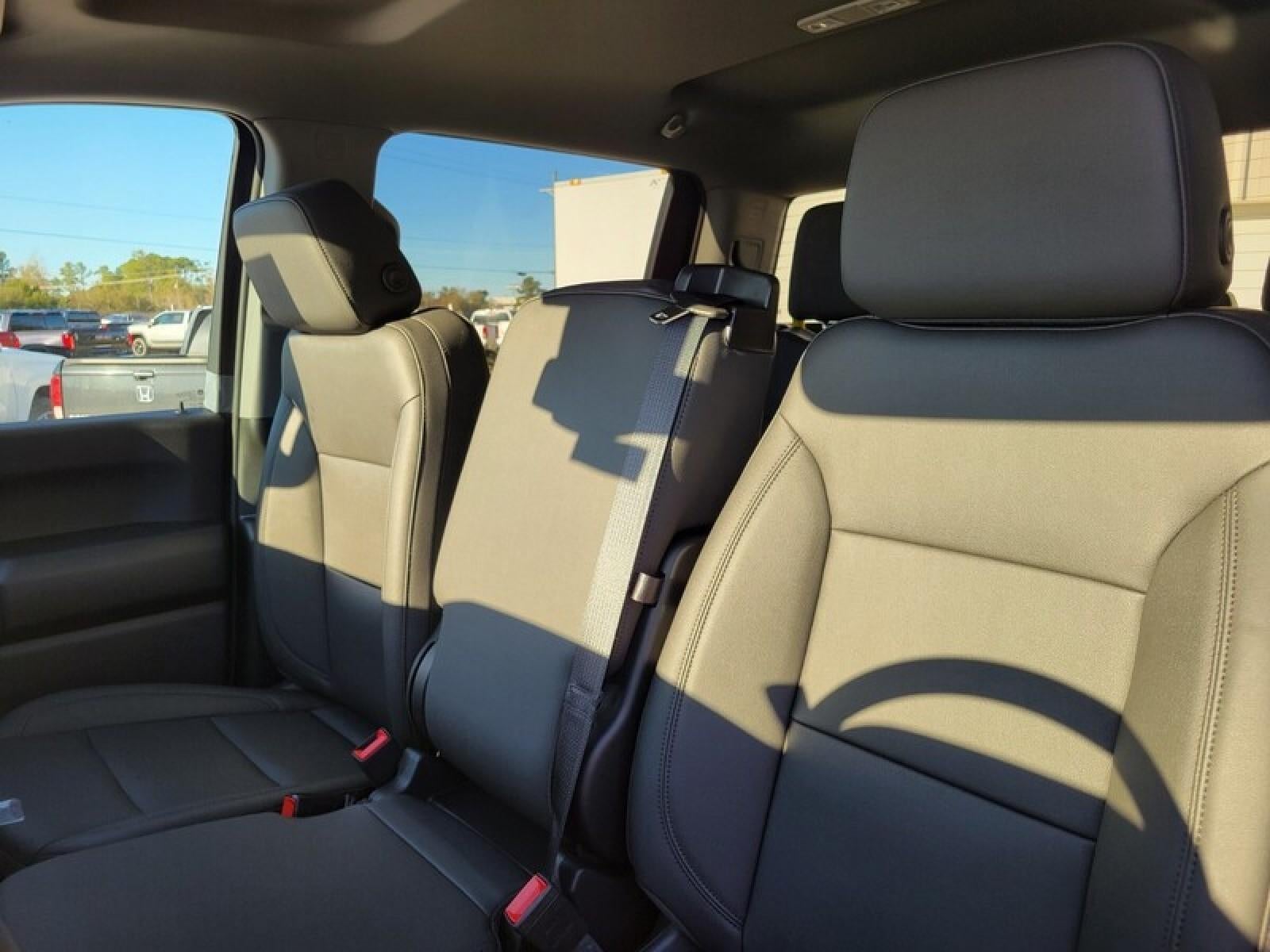 2026 GMC Sierra 2500 HD Crew Cab Standard Box 4-Wheel Drive Pro