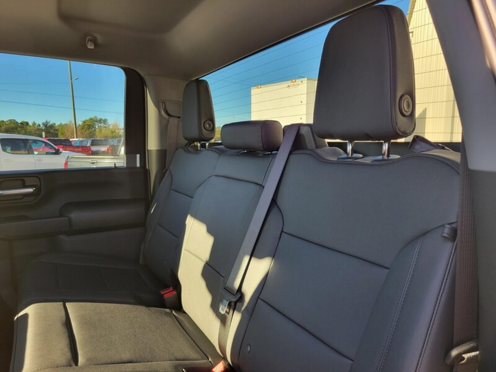 2026 GMC Sierra 2500 HD Crew Cab Standard Box 4-Wheel Drive Pro