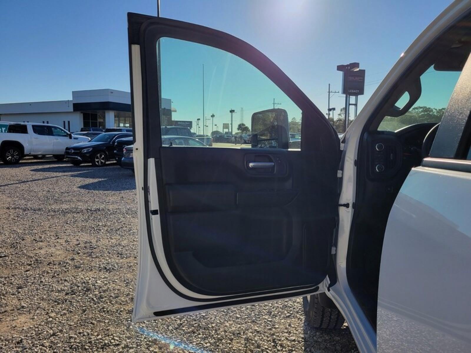 2026 GMC Sierra 2500 HD Crew Cab Standard Box 4-Wheel Drive Pro