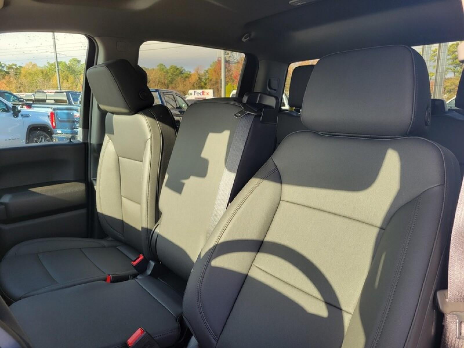 2026 GMC Sierra 2500 HD Crew Cab Standard Box 4-Wheel Drive Pro