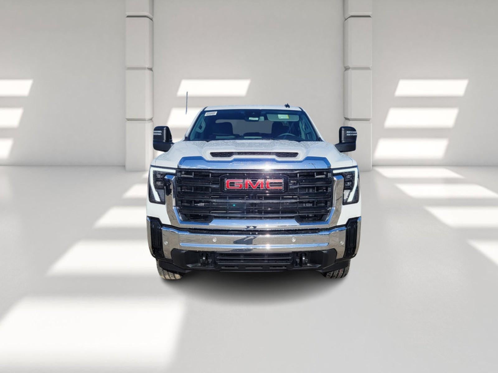 2026 GMC Sierra 2500 HD Crew Cab Standard Box 4-Wheel Drive Pro