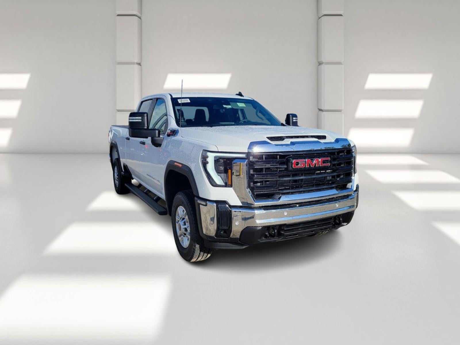 2026 GMC Sierra 2500 HD Crew Cab Standard Box 4-Wheel Drive Pro