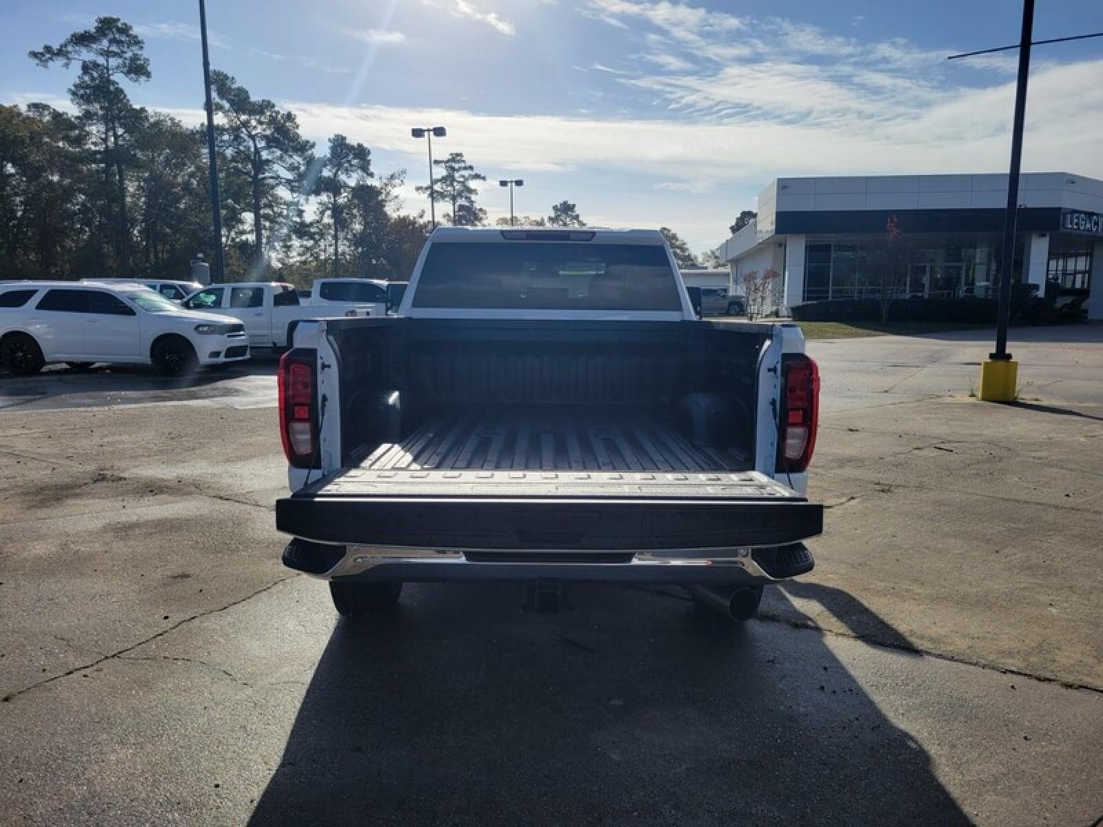 2026 GMC Sierra 2500 HD Crew Cab Standard Box 4-Wheel Drive Pro