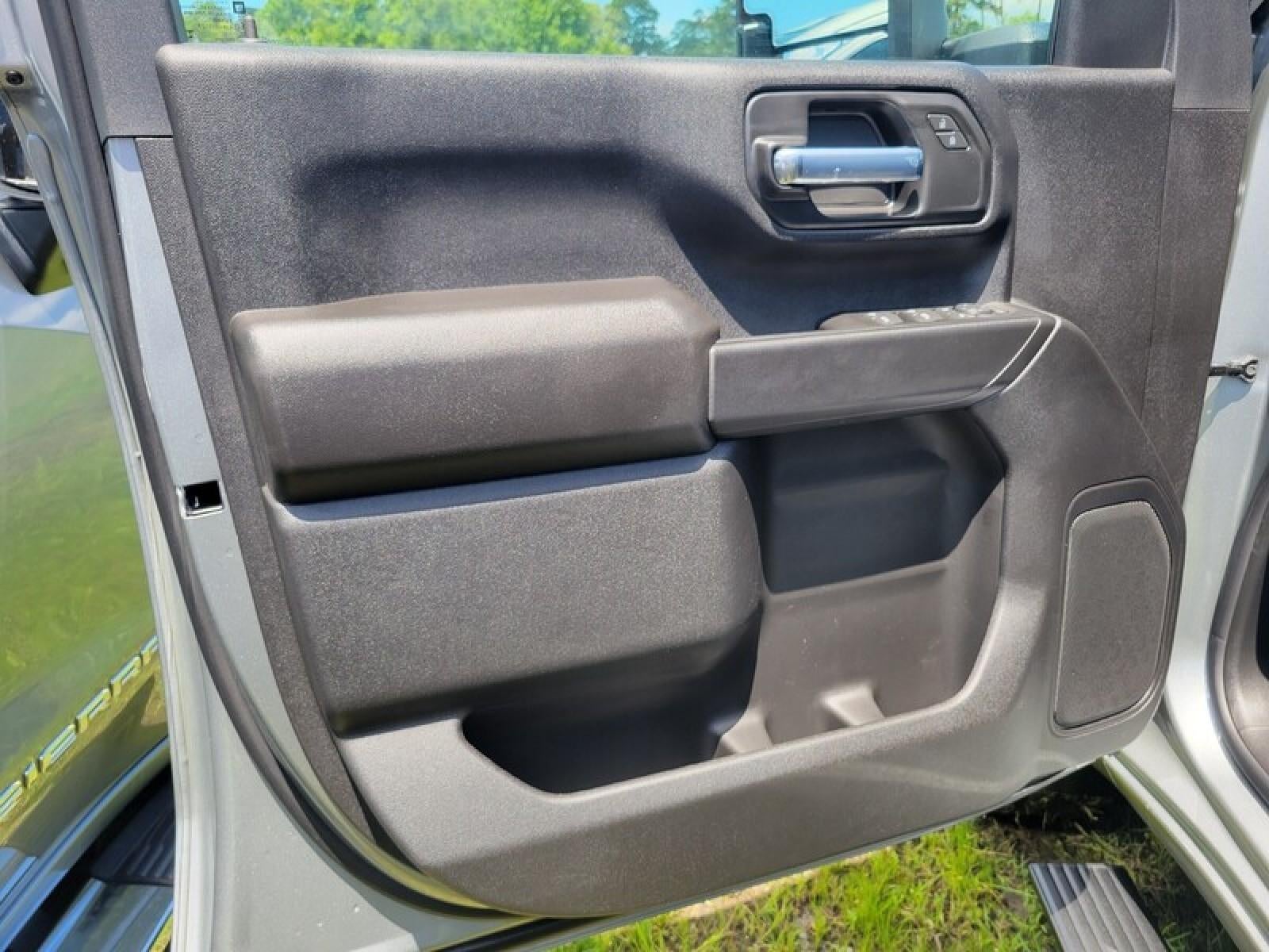 2026 GMC Sierra 2500 HD Crew Cab Standard Box 4-Wheel Drive Pro