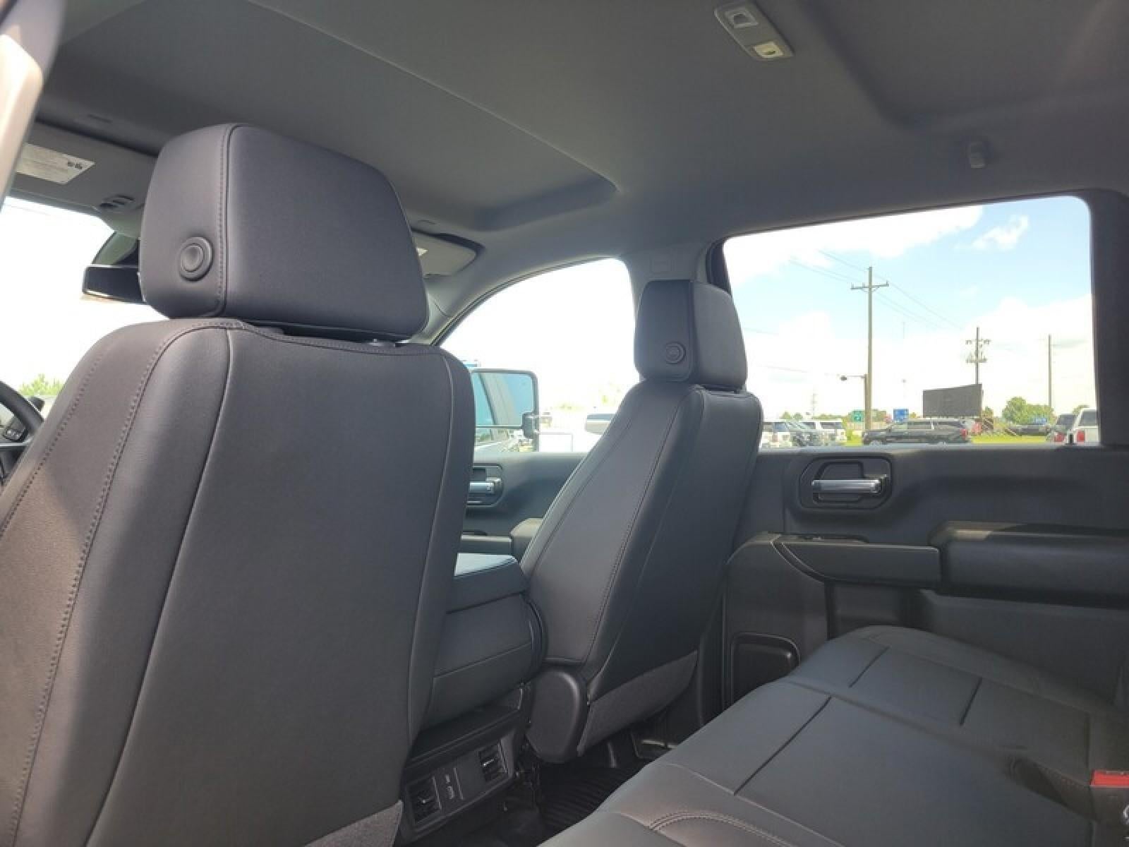 2026 GMC Sierra 2500 HD Crew Cab Standard Box 4-Wheel Drive Pro