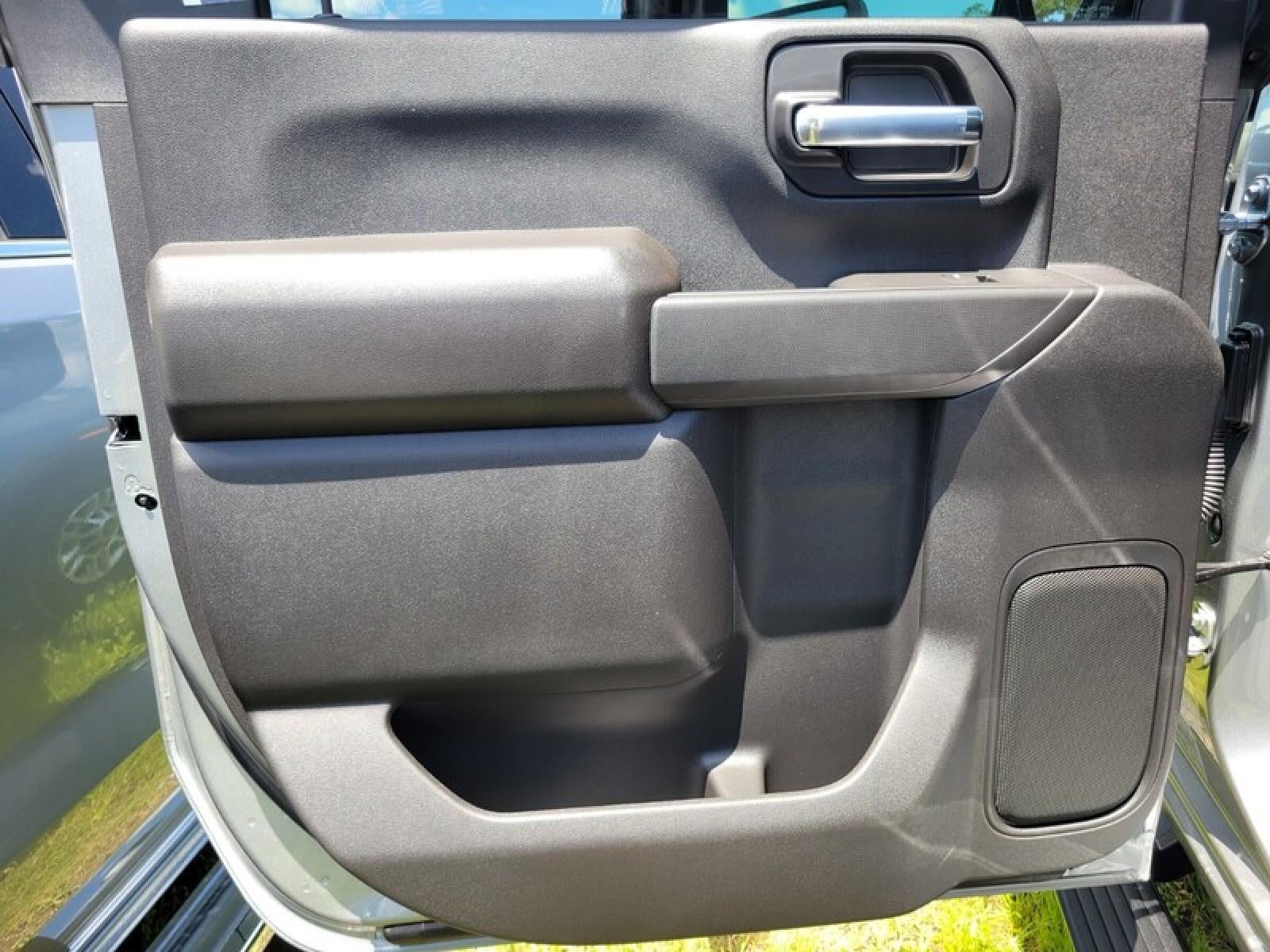 2026 GMC Sierra 2500 HD Crew Cab Standard Box 4-Wheel Drive Pro