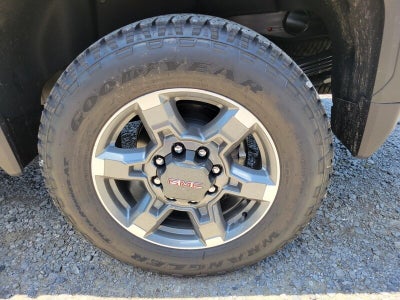 2026 GMC Sierra 2500 HD Crew Cab Standard Box 4-Wheel Drive SLT