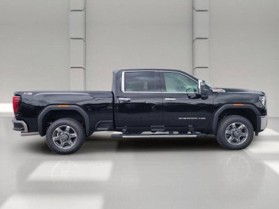2026 GMC Sierra 2500 HD Crew Cab Standard Box 4-Wheel Drive SLT