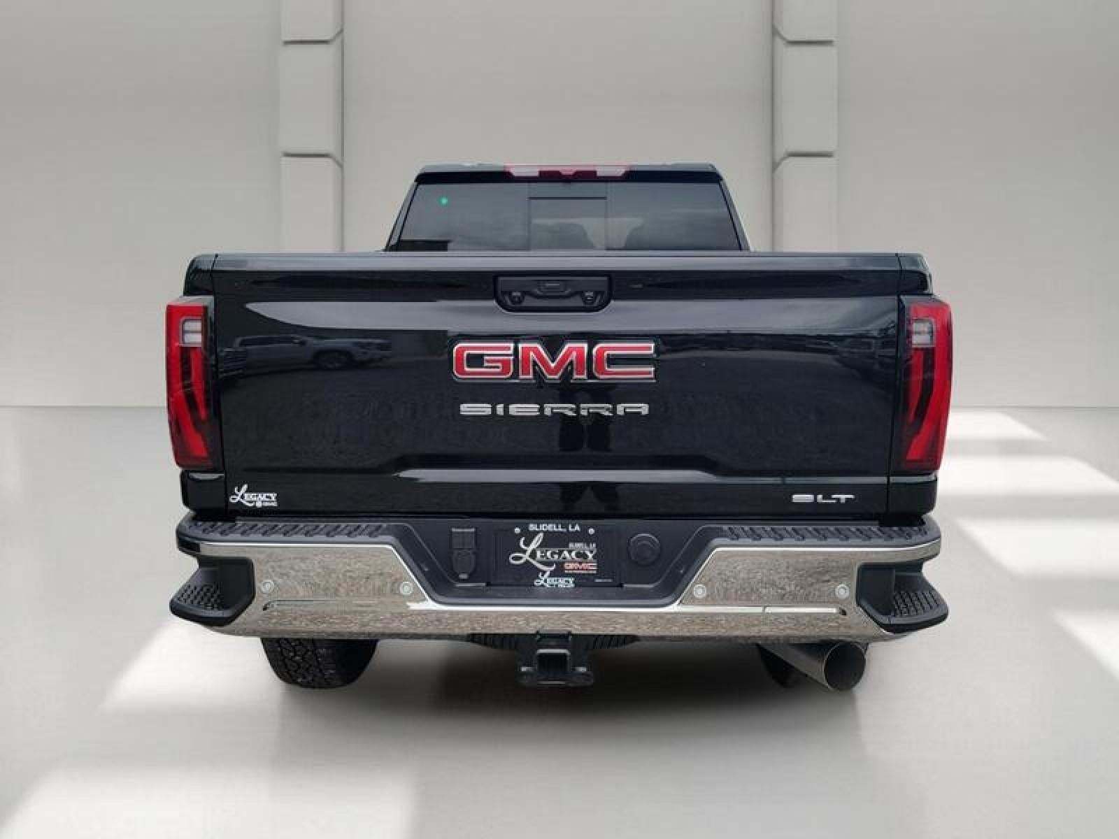 2026 GMC Sierra 2500 HD Crew Cab Standard Box 4-Wheel Drive SLT