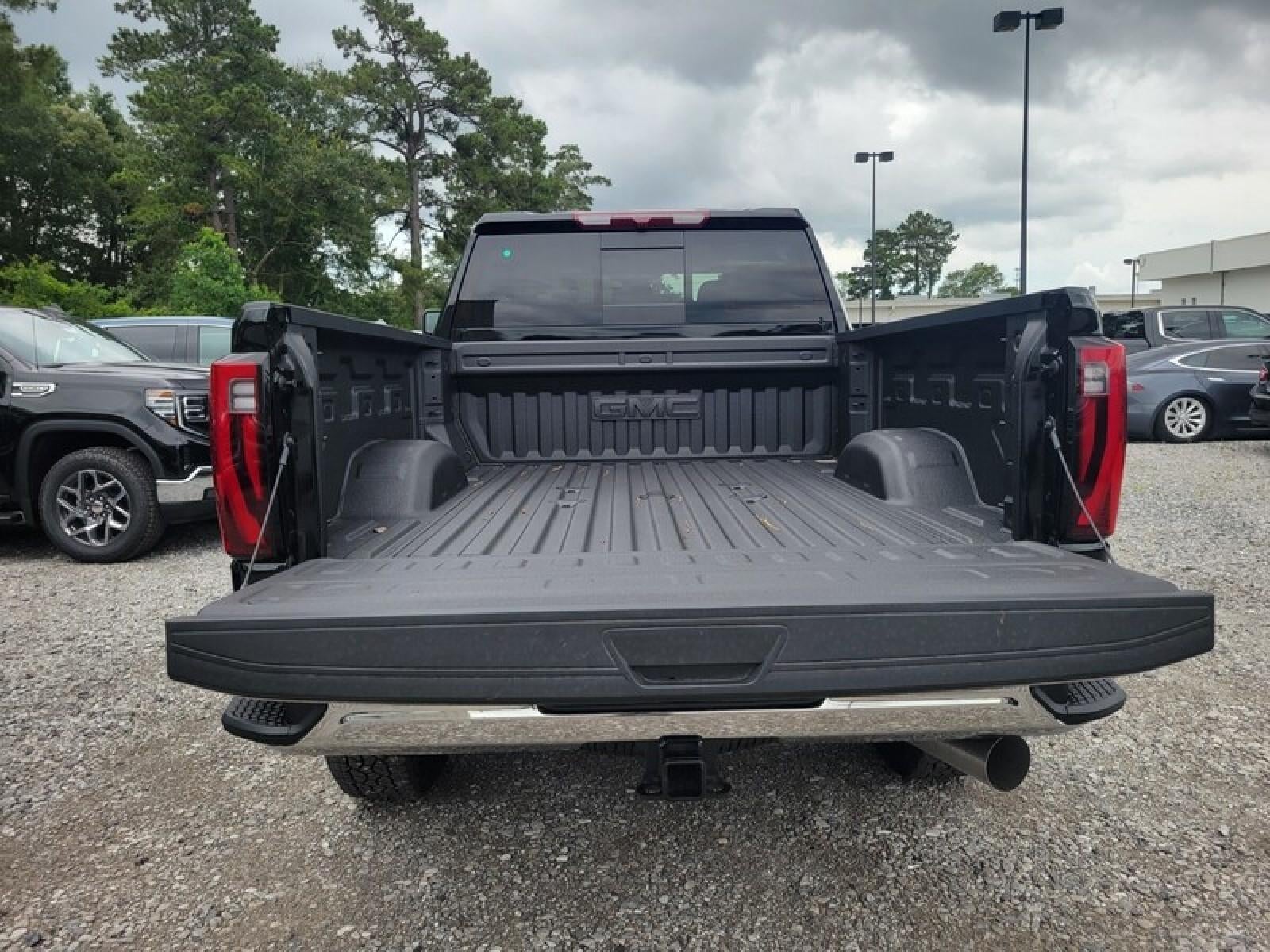 2026 GMC Sierra 2500 HD Crew Cab Standard Box 4-Wheel Drive SLT
