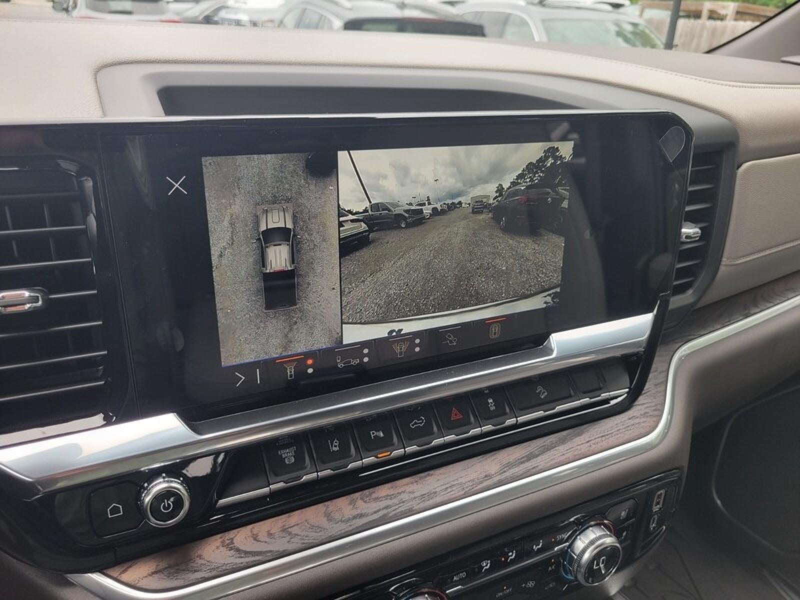 2026 GMC Sierra 2500 HD Crew Cab Standard Box 4-Wheel Drive SLT