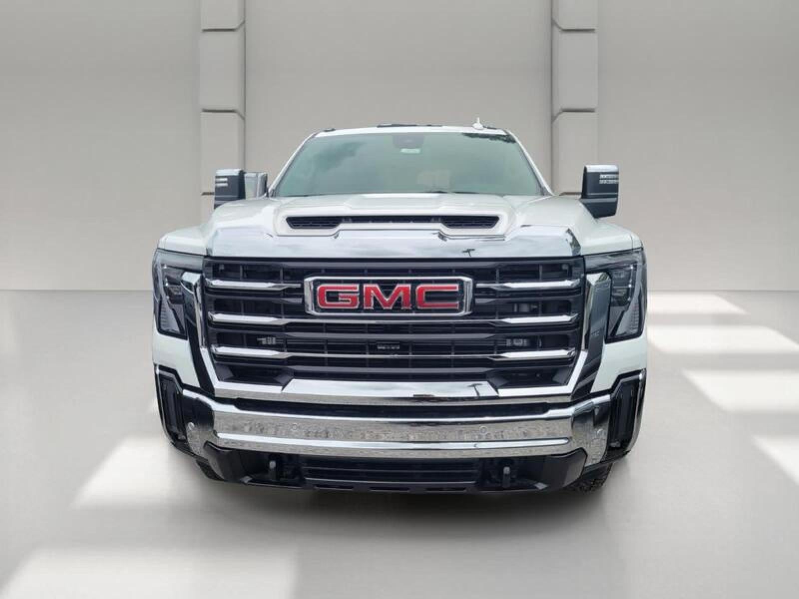 2026 GMC Sierra 2500 HD Crew Cab Standard Box 4-Wheel Drive SLT