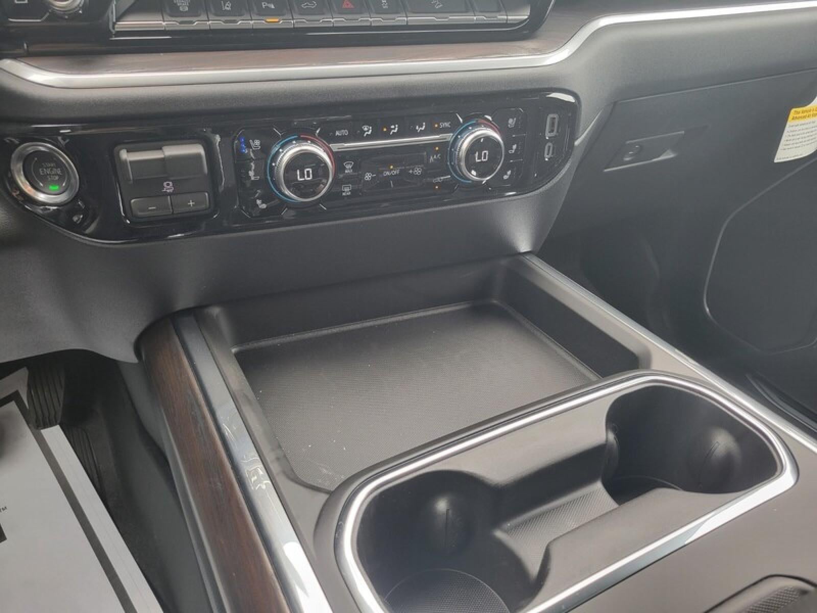 2026 GMC Sierra 2500 HD Crew Cab Standard Box 4-Wheel Drive SLT