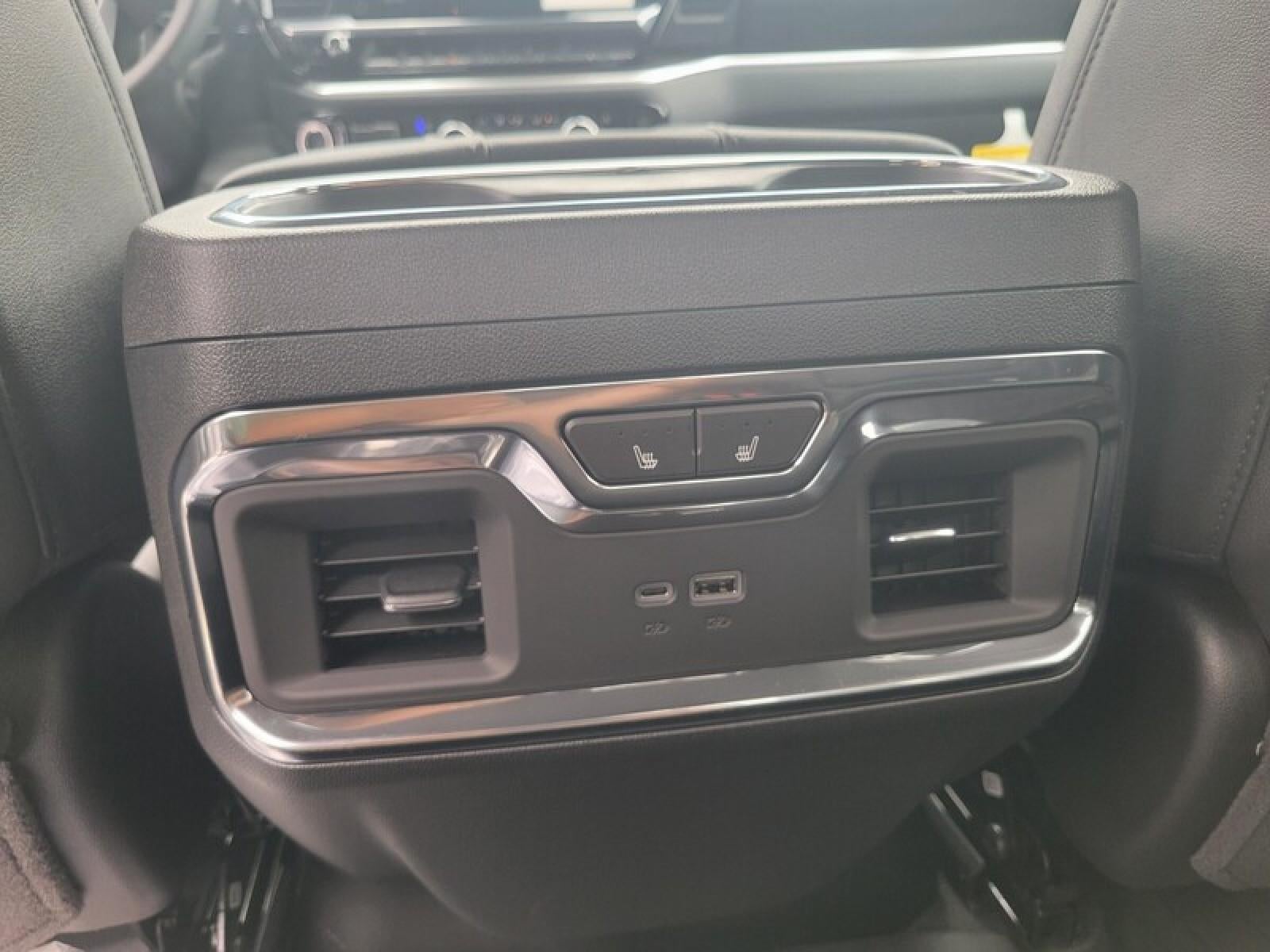 2026 GMC Sierra 2500 HD Crew Cab Standard Box 4-Wheel Drive SLT