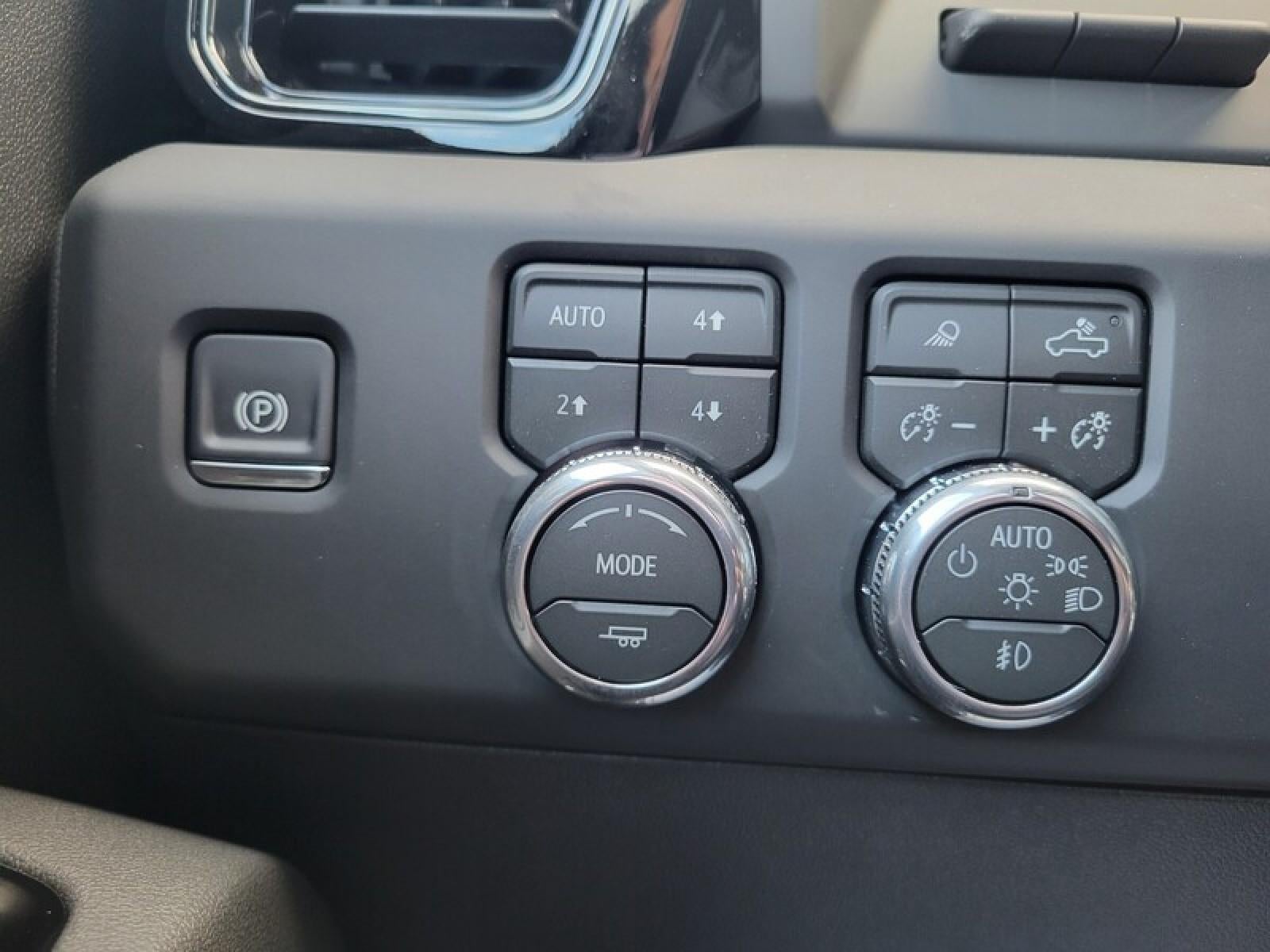 2026 GMC Sierra 2500 HD Crew Cab Standard Box 4-Wheel Drive AT4