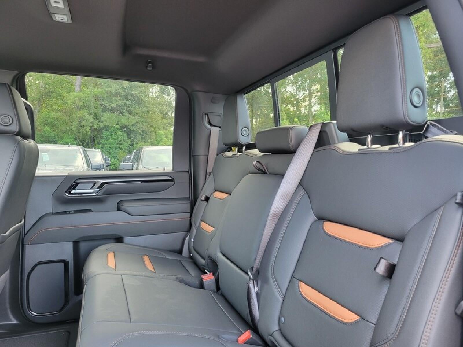 2026 GMC Sierra 2500 HD Crew Cab Standard Box 4-Wheel Drive AT4