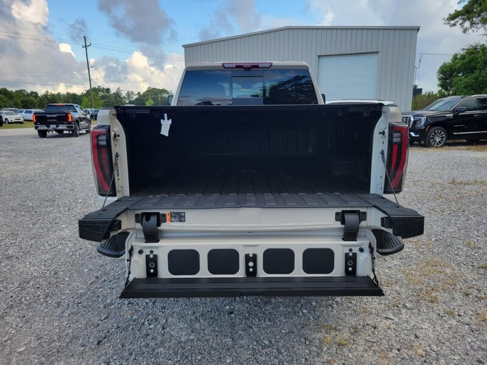 2026 GMC Sierra 2500 HD Crew Cab Standard Box 4-Wheel Drive AT4