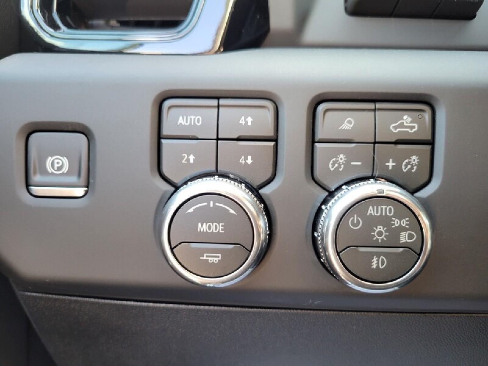 2026 GMC Sierra 2500 HD Crew Cab Standard Box 4-Wheel Drive AT4