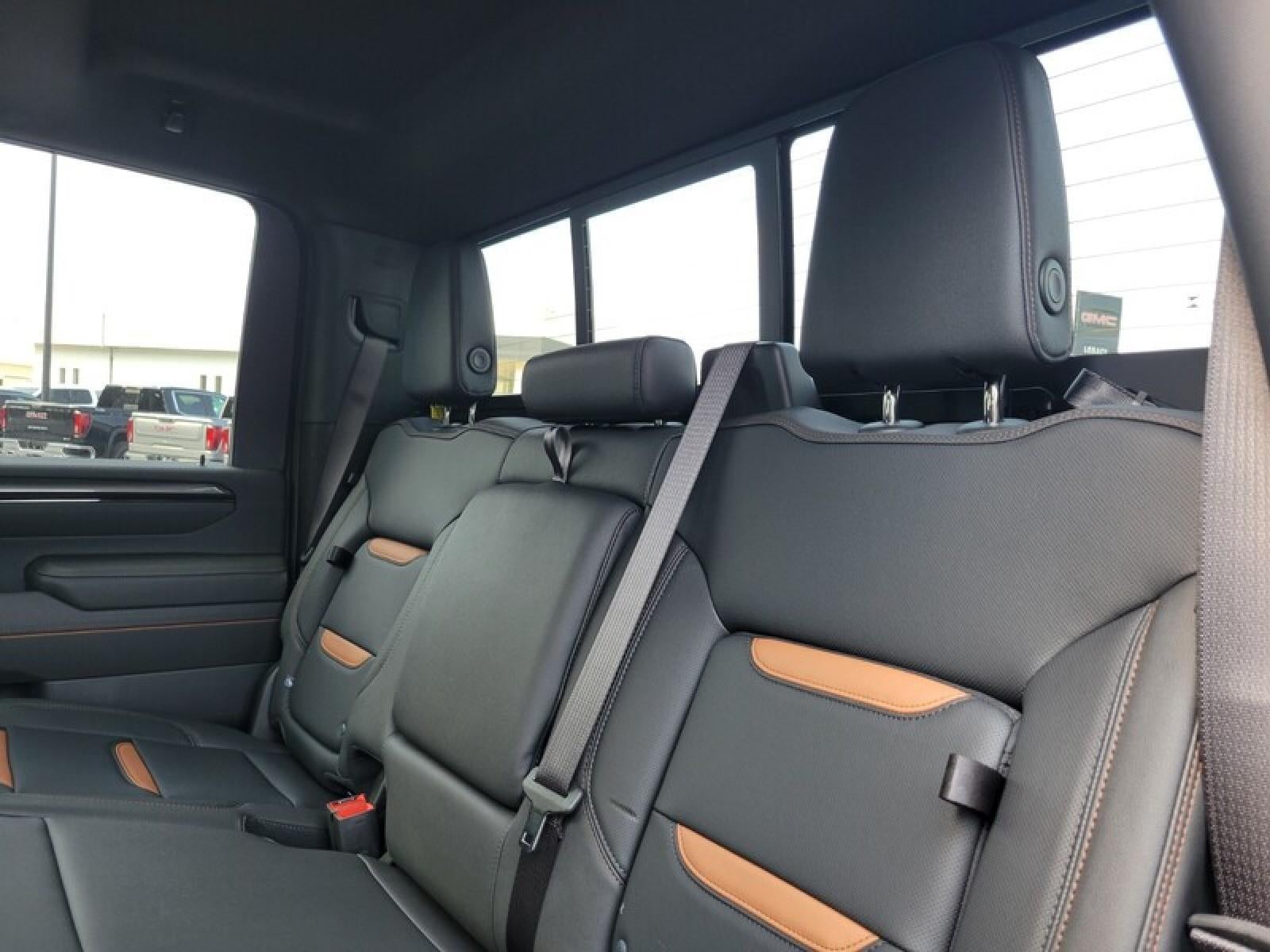 2026 GMC Sierra 2500 HD Crew Cab Standard Box 4-Wheel Drive AT4