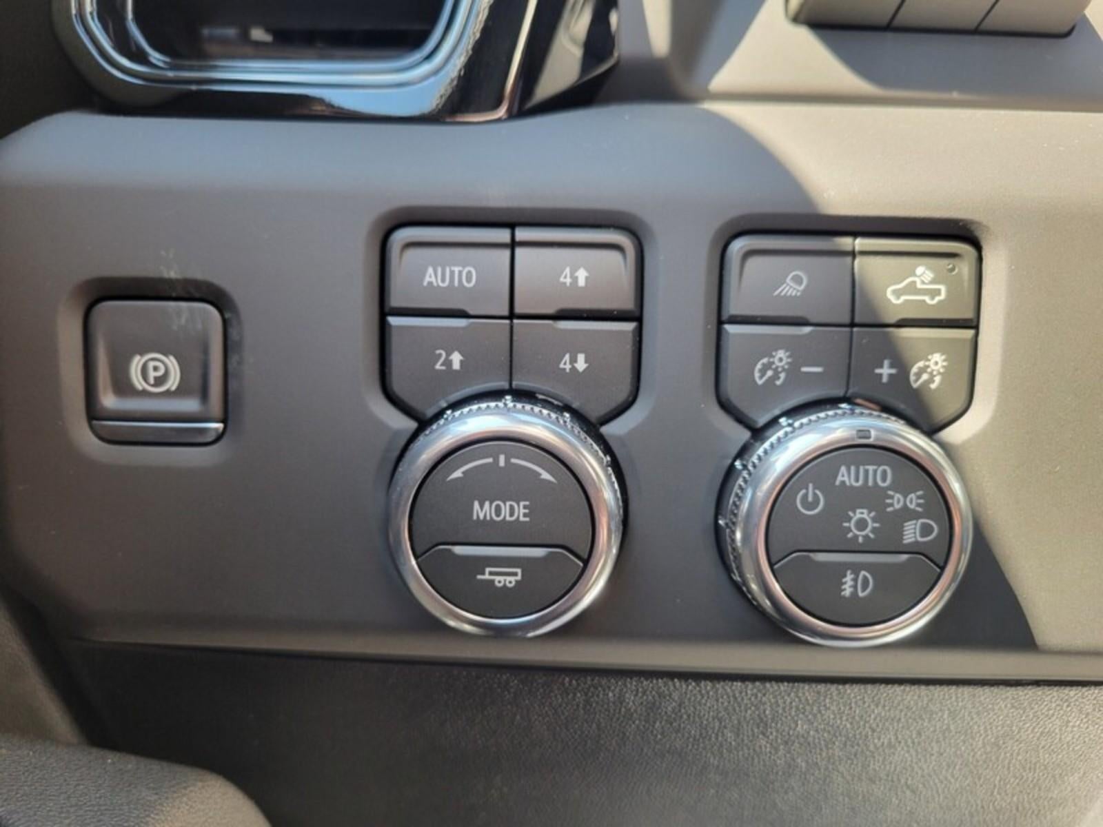 2026 GMC Sierra 2500 HD Crew Cab Standard Box 4-Wheel Drive AT4
