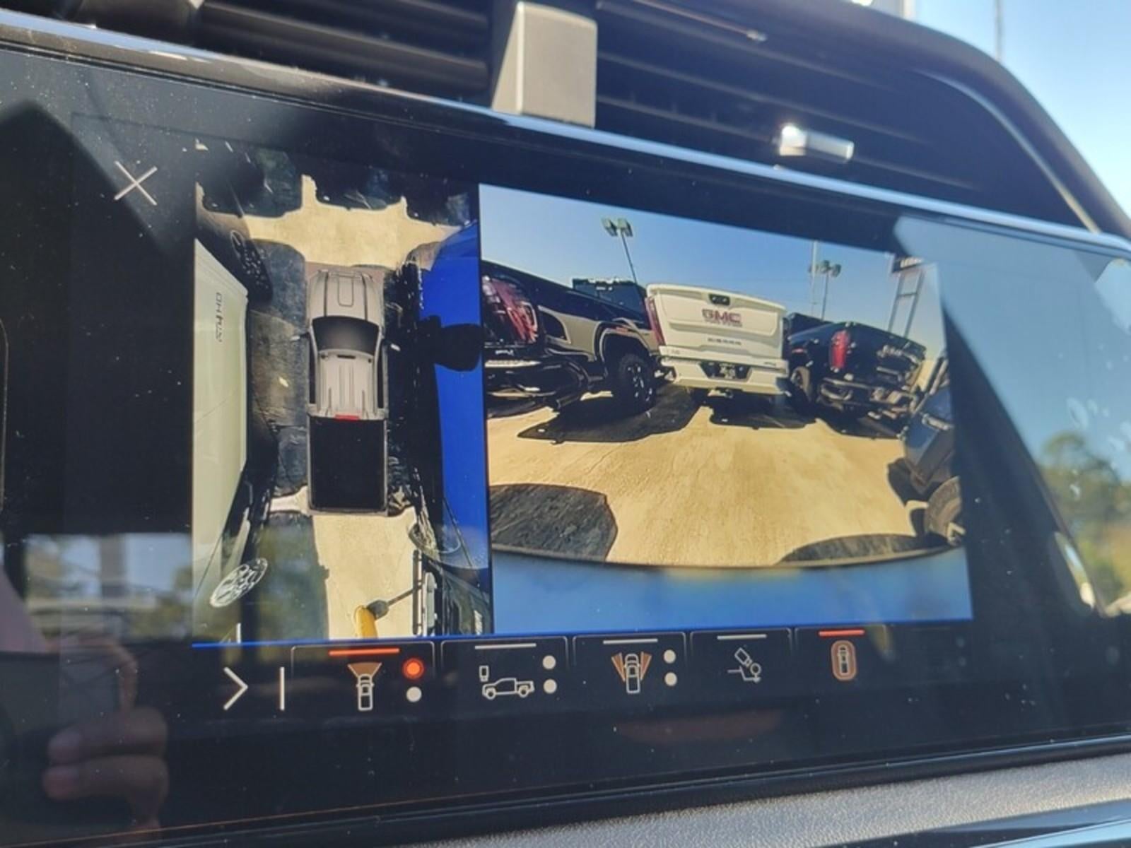 2026 GMC Sierra 2500 HD Crew Cab Standard Box 4-Wheel Drive AT4