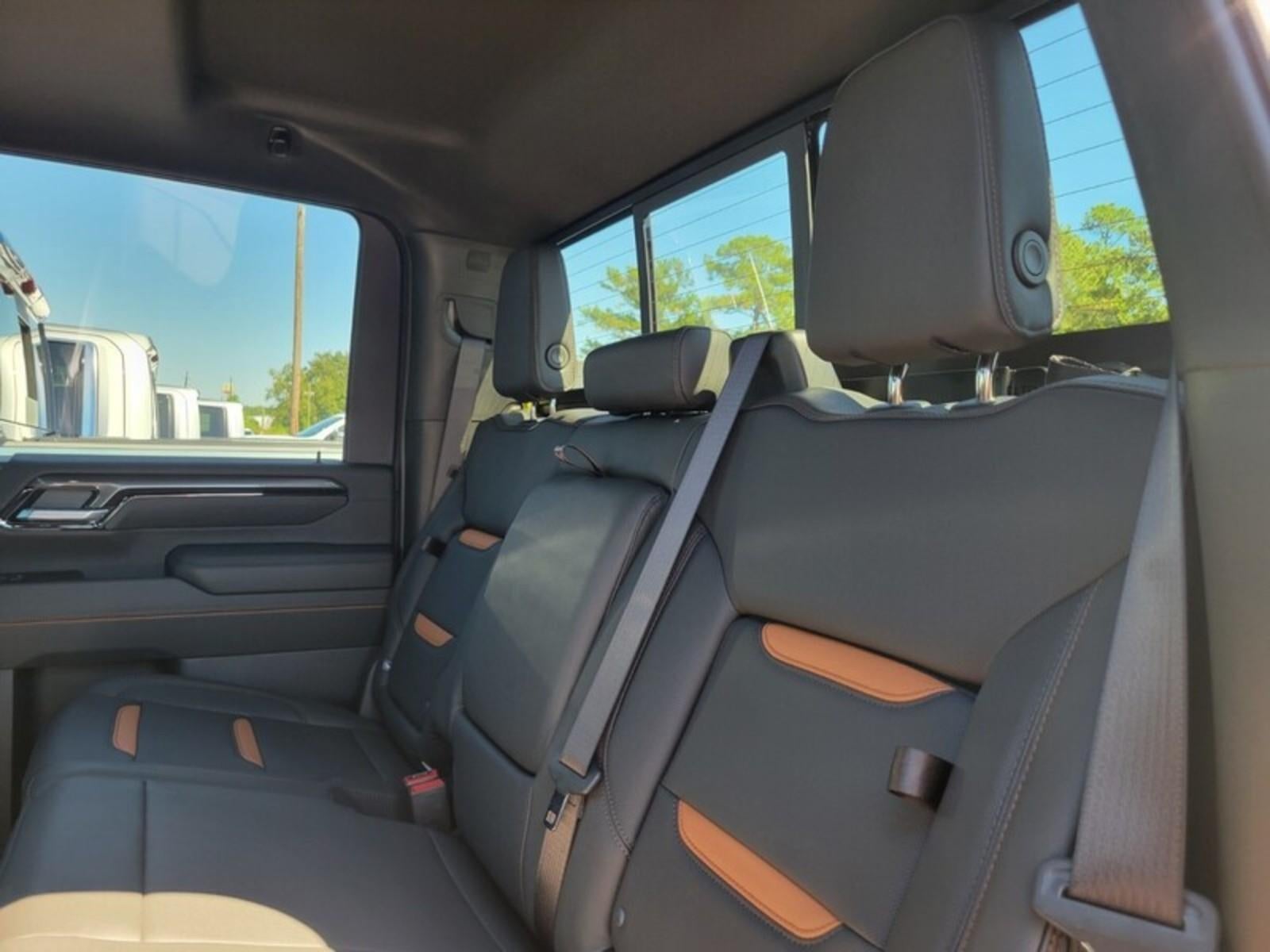 2026 GMC Sierra 2500 HD Crew Cab Standard Box 4-Wheel Drive AT4