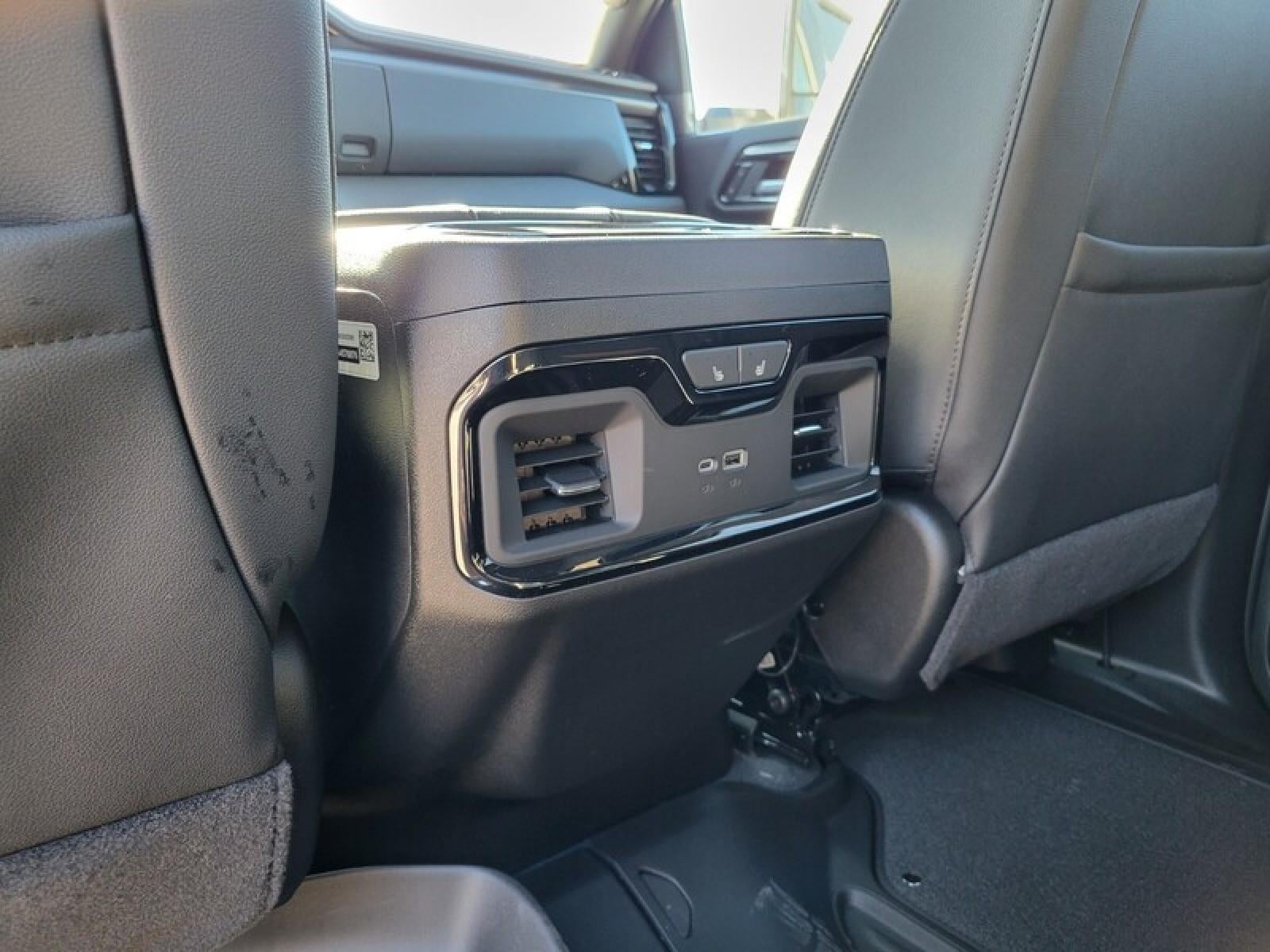 2026 GMC Sierra 2500 HD Crew Cab Standard Box 4-Wheel Drive AT4