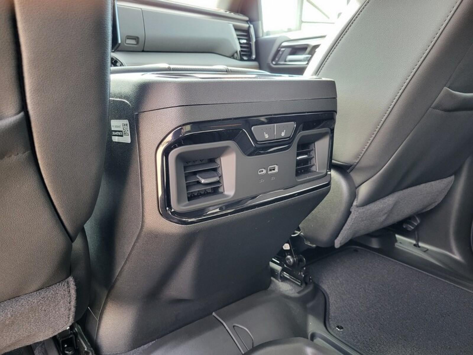 2026 GMC Sierra 2500 HD Crew Cab Standard Box 4-Wheel Drive AT4