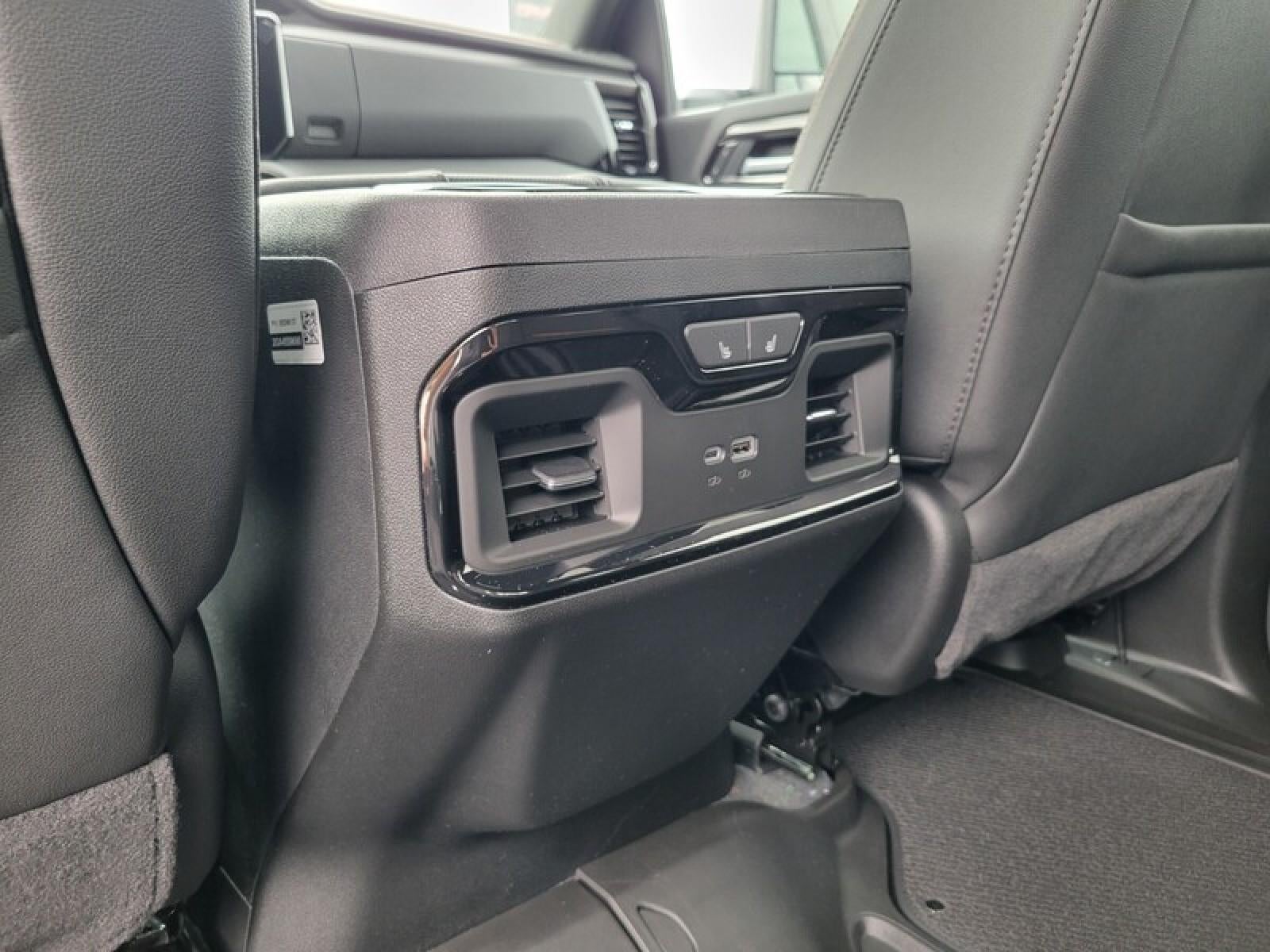 2026 GMC Sierra 2500 HD Crew Cab Standard Box 4-Wheel Drive AT4