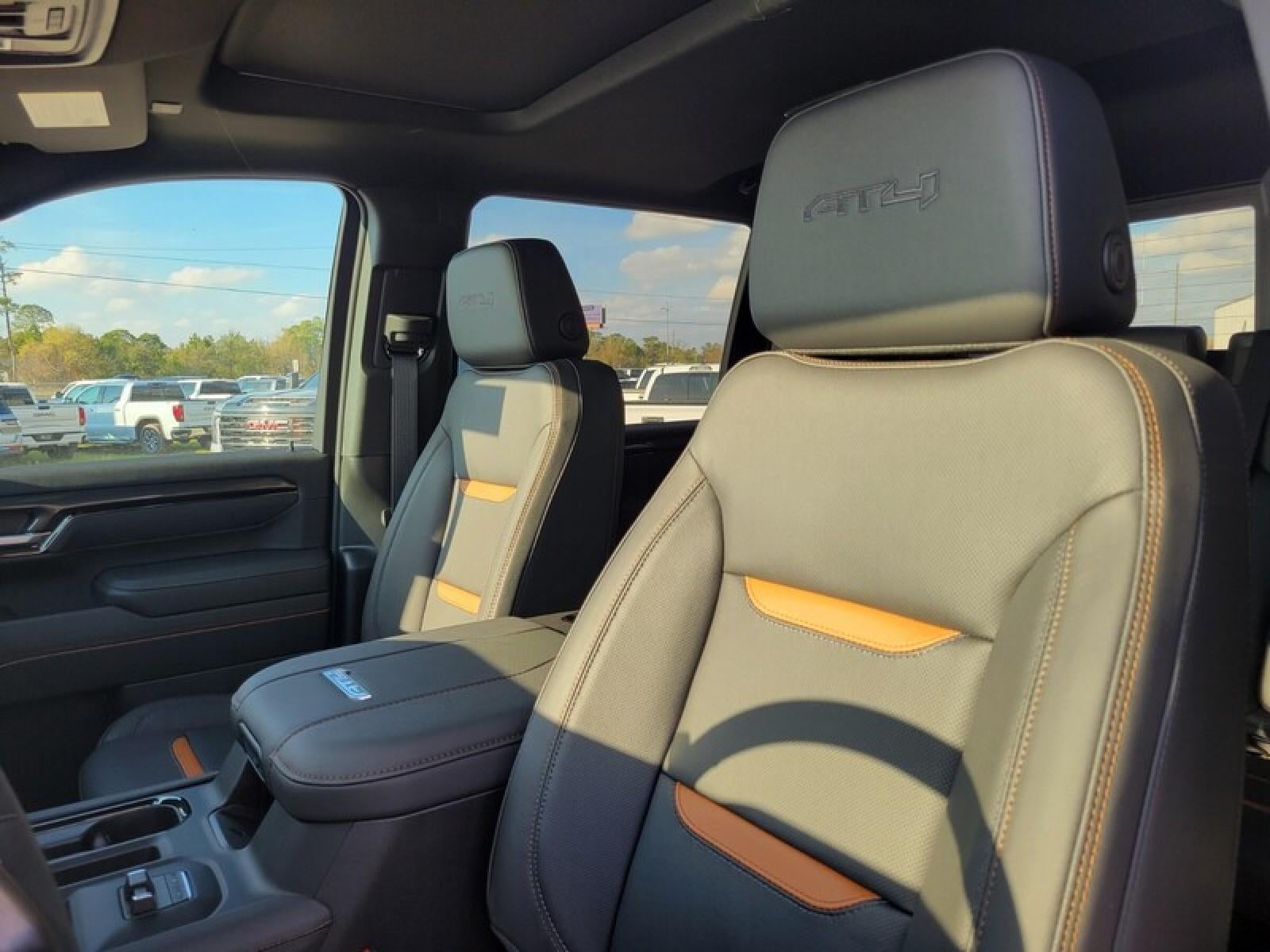 2026 GMC Sierra 2500 HD Crew Cab Standard Box 4-Wheel Drive AT4