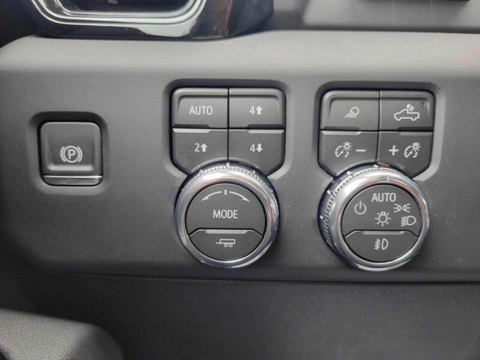2026 GMC Sierra 2500 HD Crew Cab Standard Box 4-Wheel Drive AT4