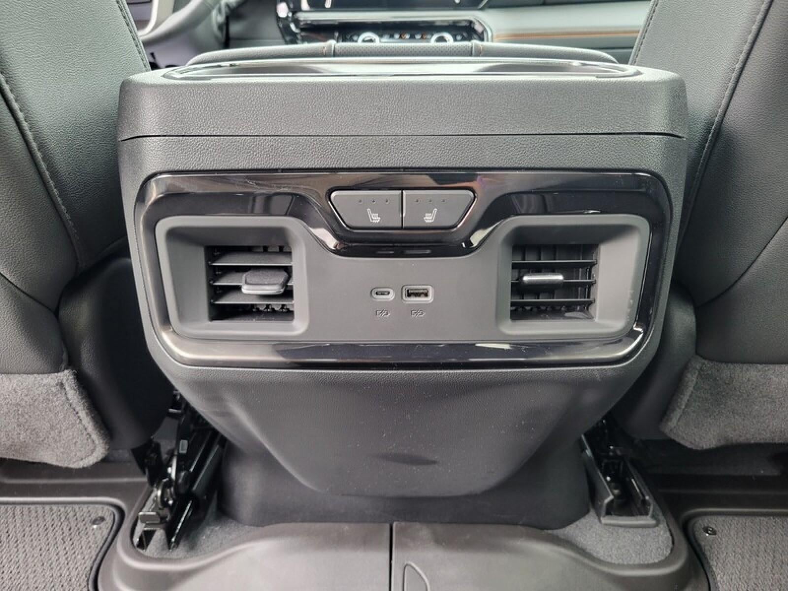 2026 GMC Sierra 2500 HD Crew Cab Standard Box 4-Wheel Drive AT4